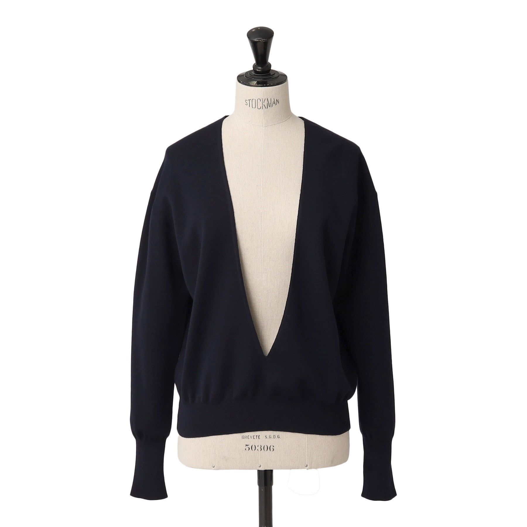 UNTITLED「ミレニアムウールVネックニット」|ニット・セーター|