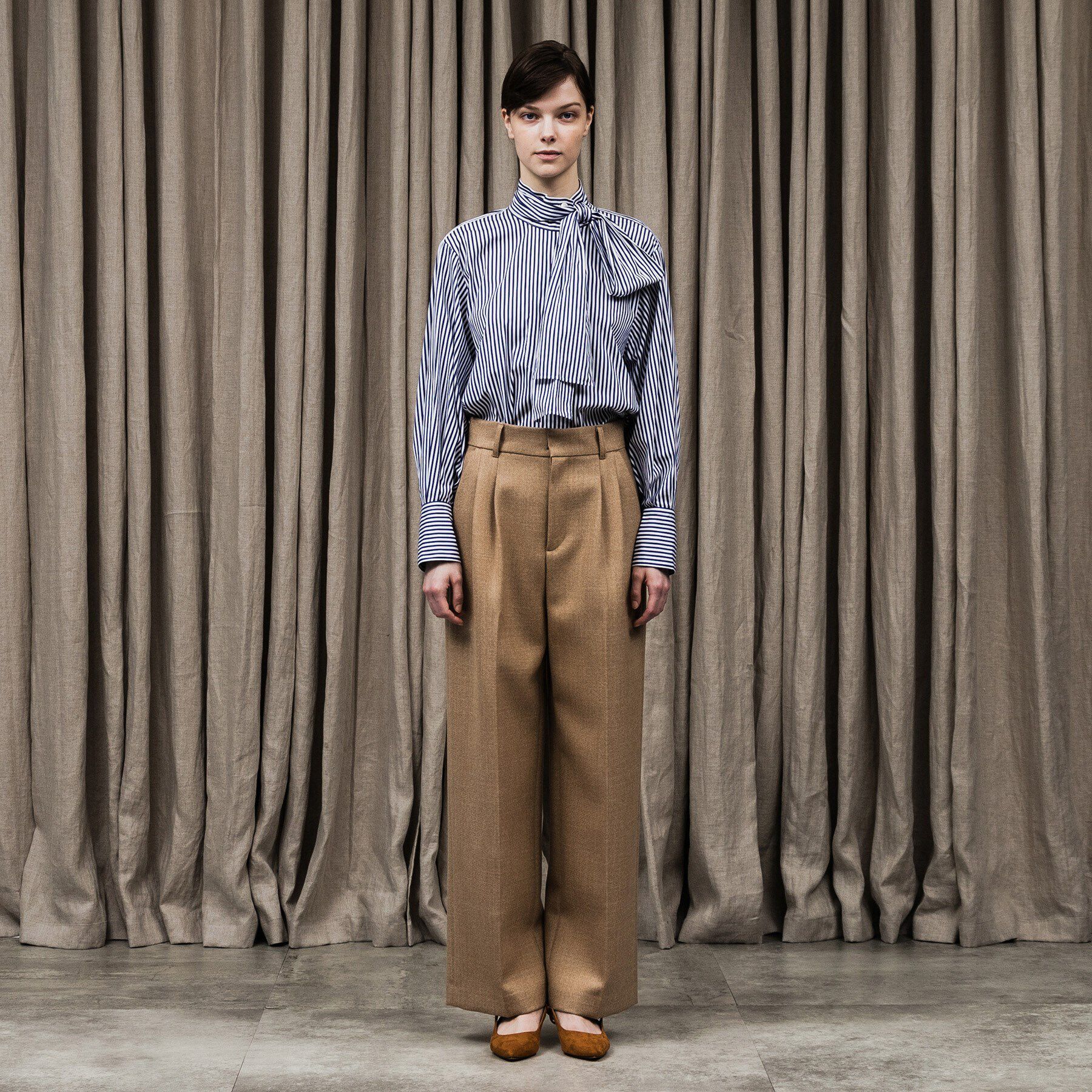 UNTITLED「シャーククロスワイドストレートパンツ」|その他|