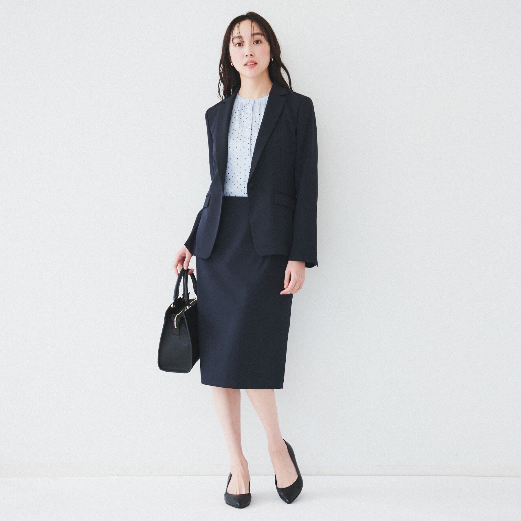 UNTITLED「【洗える/お仕事スーツ】レジェールギャバ 背抜きテーラードジャケット」|テーラードジャケット|