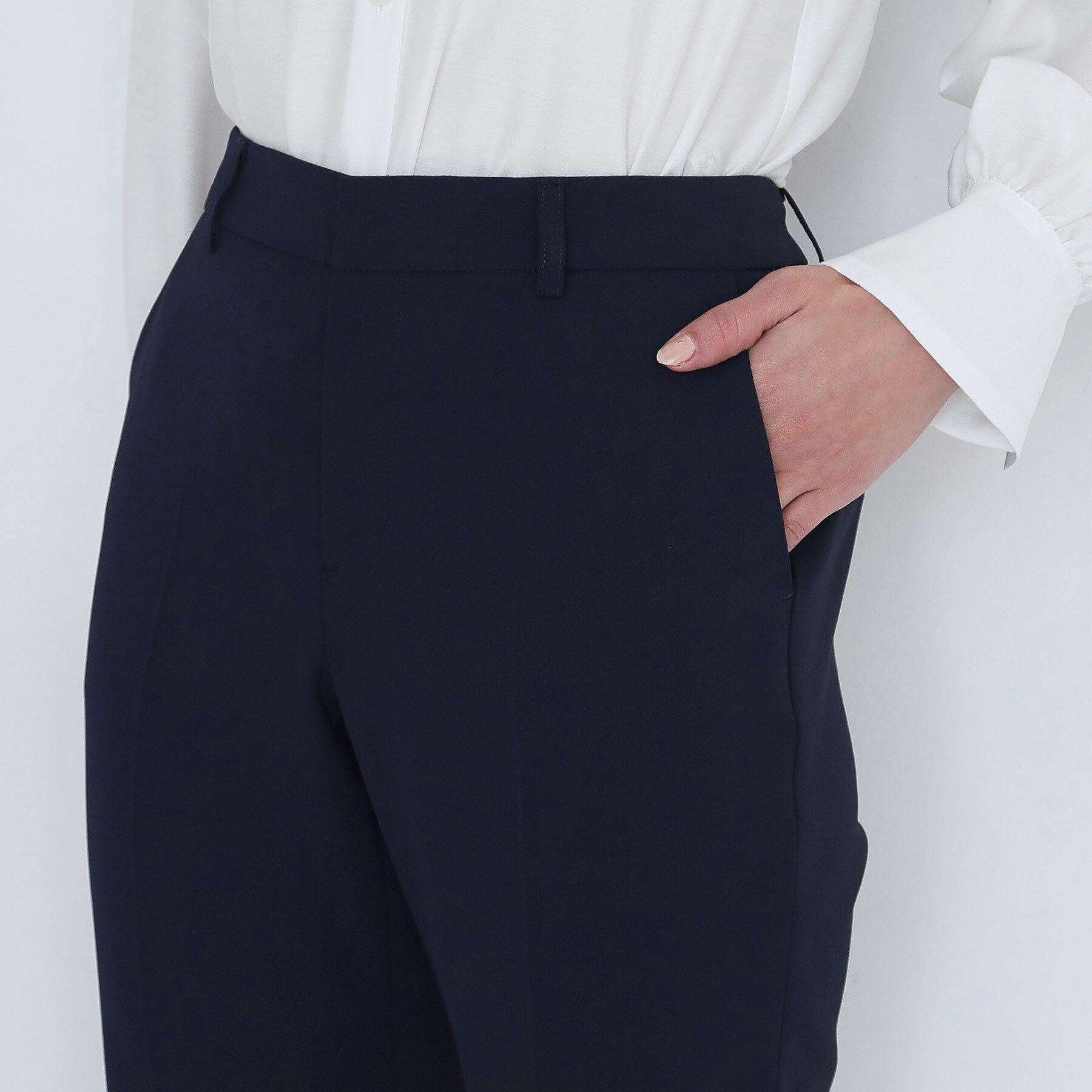 COUP DE CHANCE「【手洗い可／日本製／伸縮性／スーツ可】センタープレス入りテーパードパンツ」|その他|