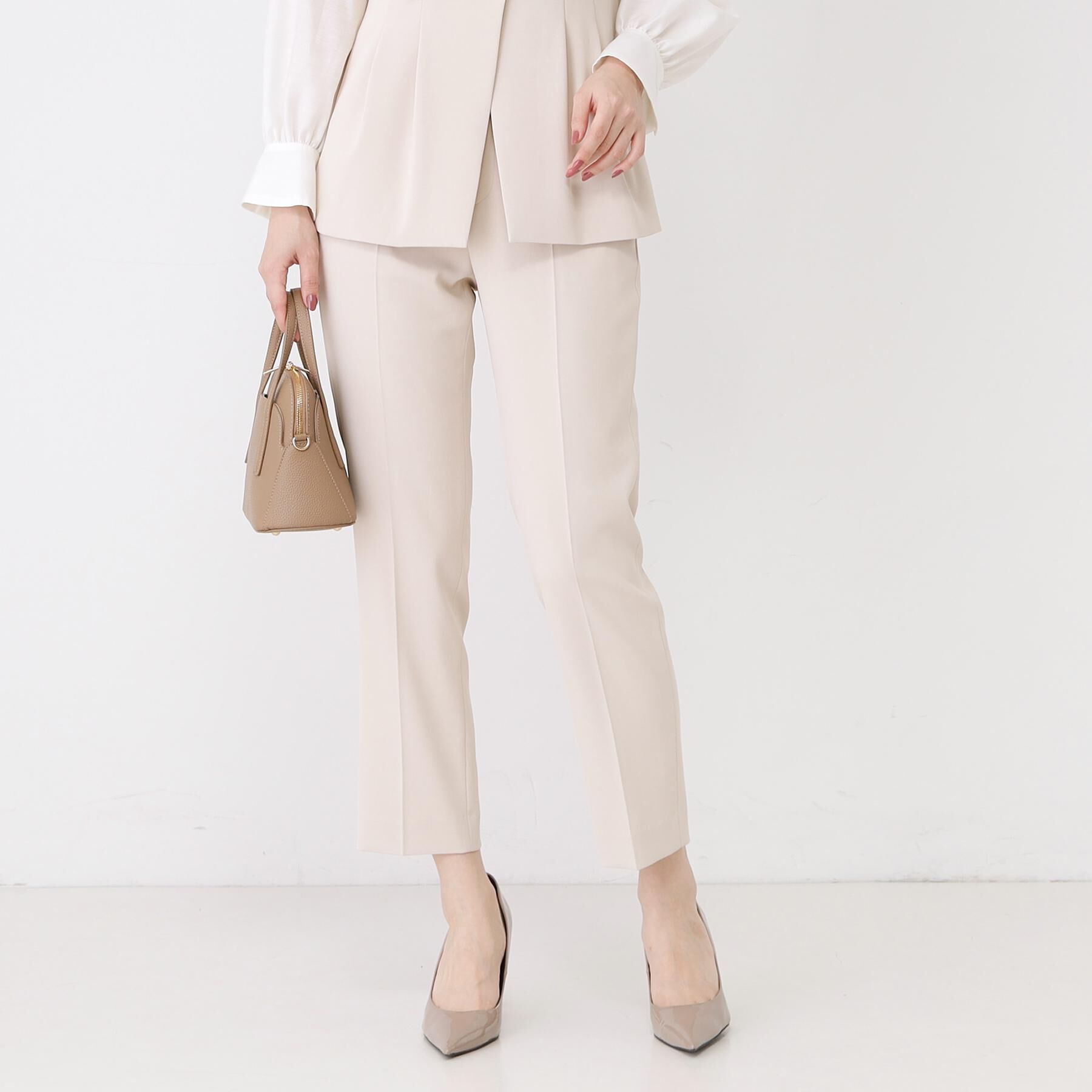 COUP DE CHANCE「【手洗い可／日本製／伸縮性／スーツ可】センタープレス入りテーパードパンツ」|その他|