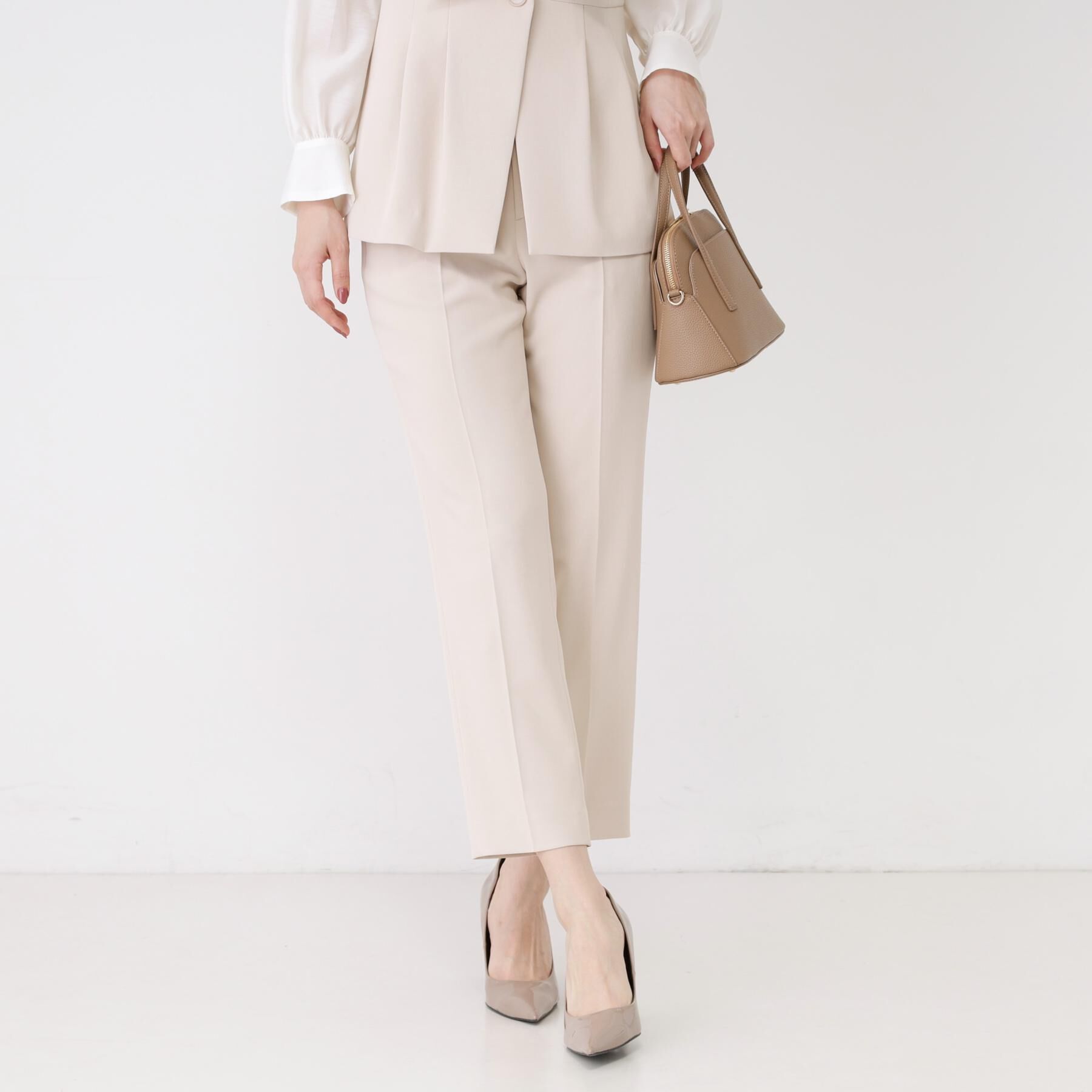 COUP DE CHANCE「【手洗い可／日本製／伸縮性／スーツ可】センタープレス入りテーパードパンツ」|その他|