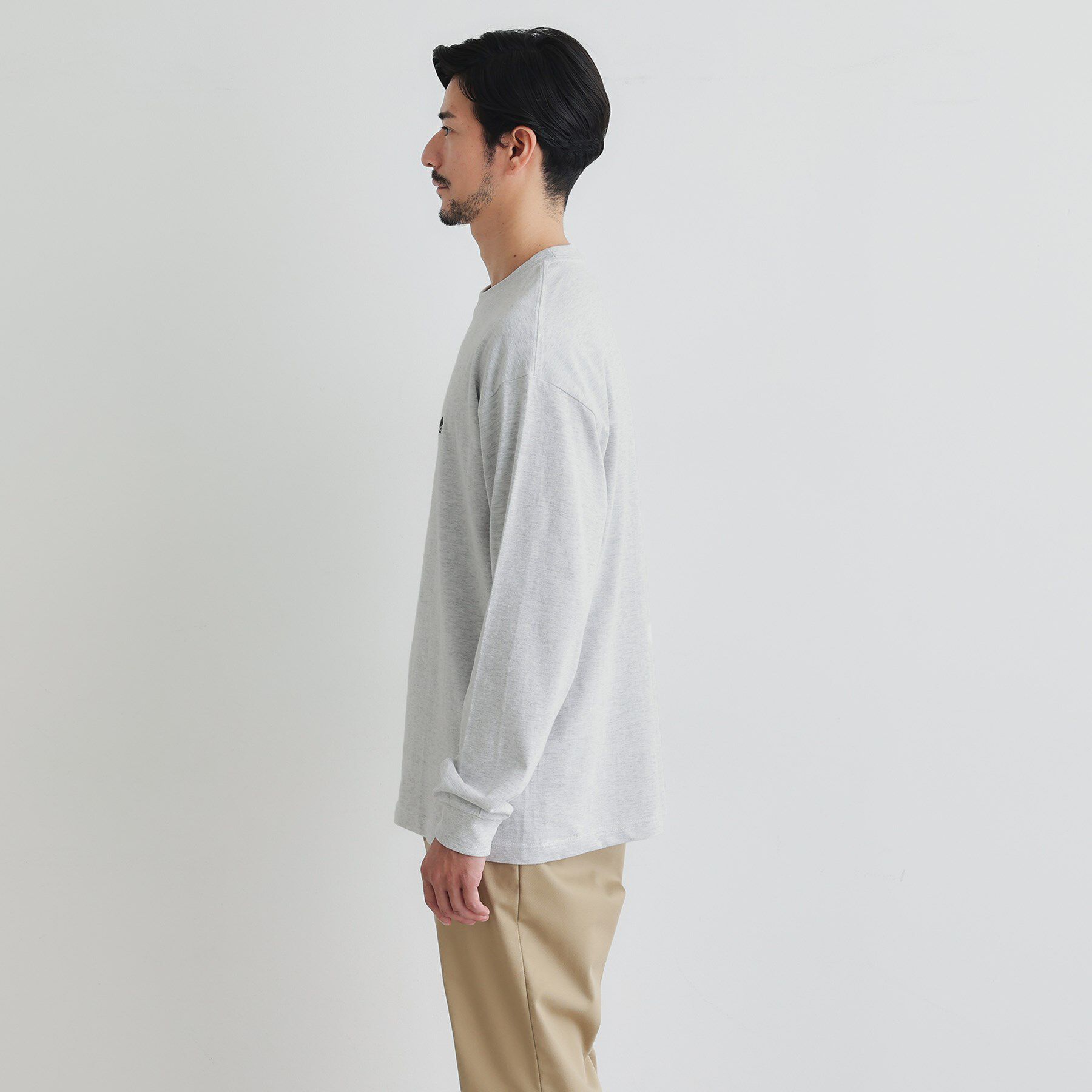 TAKEO KIKUCHI「【LIMITED】ワンポイント刺繍 長袖Tシャツ」|Tシャツ・カットソー|