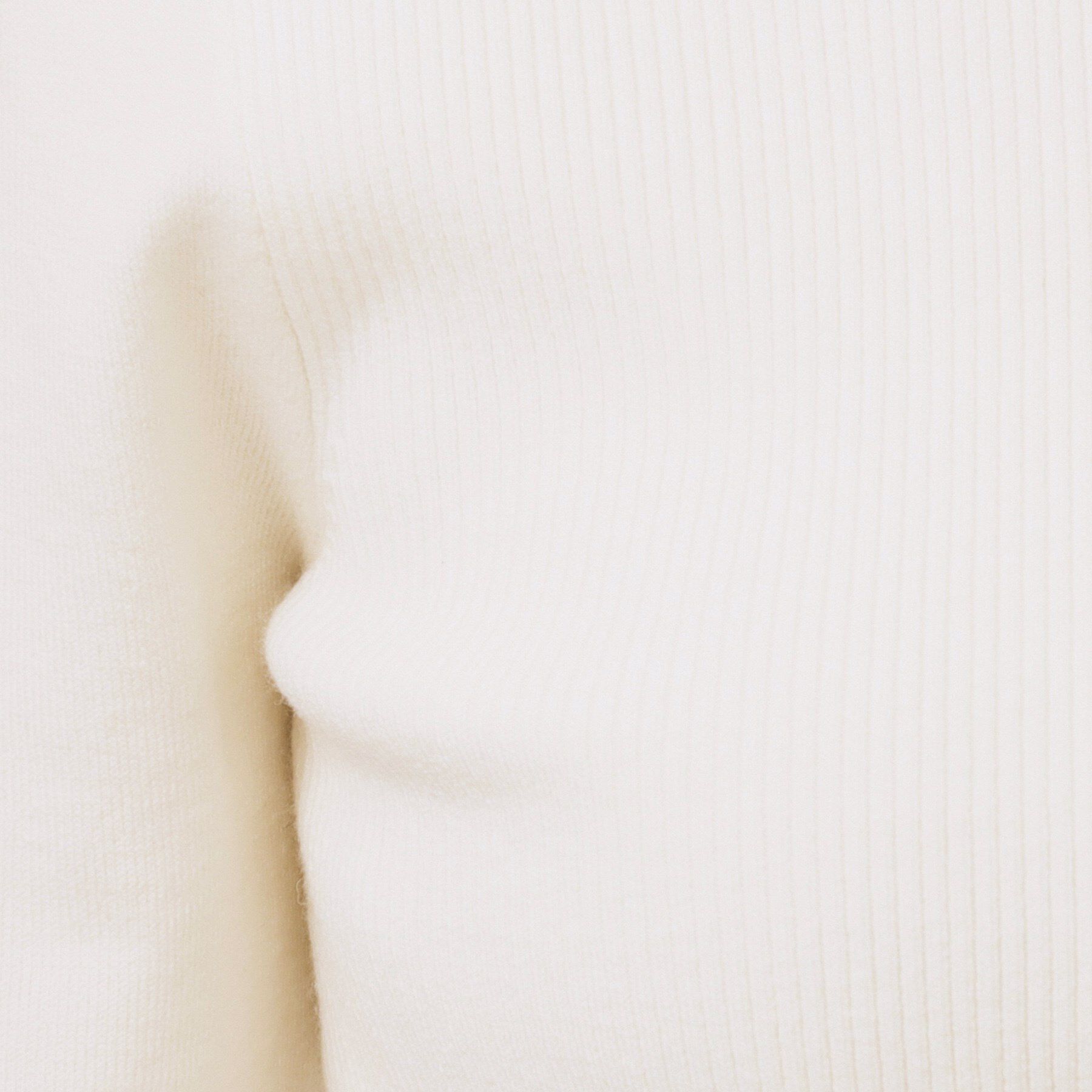 index「タートルネックタックパフスリーブニット【洗濯機OK】」|ニット・セーター|