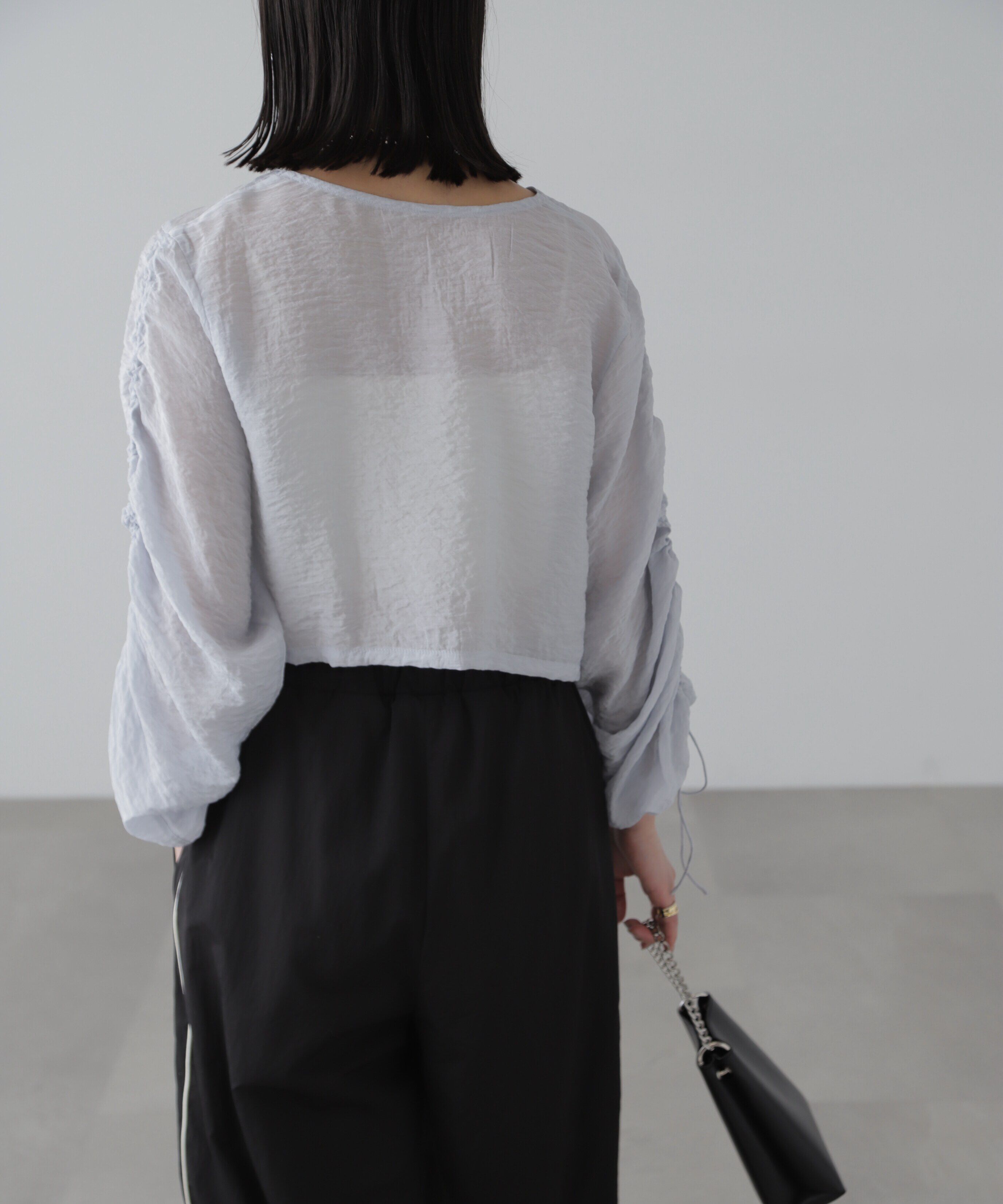  「［グレーカラーWEB限定］袖ドロストギャザーボレロ」|シャツ・ブラウス|