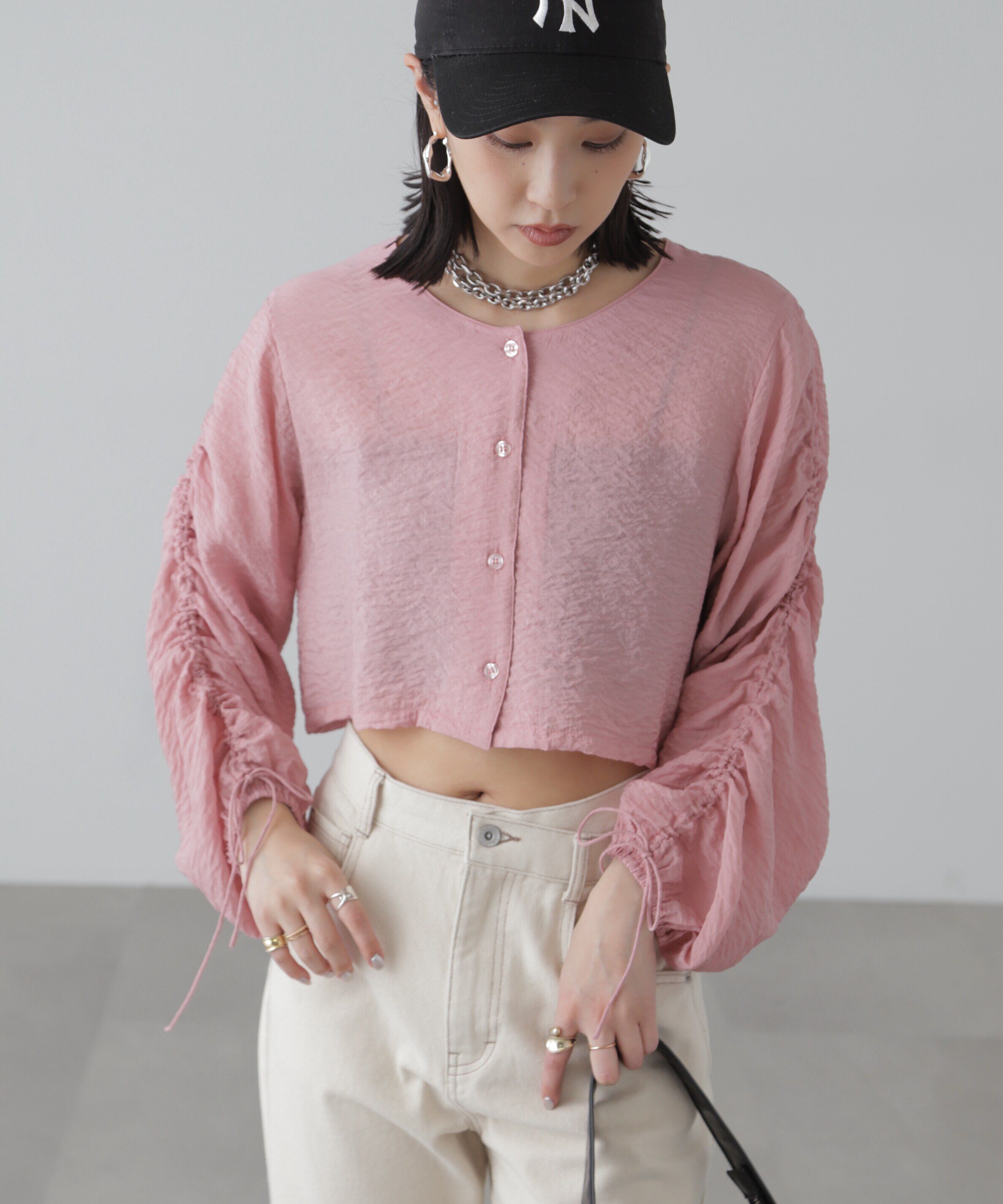  「［グレーカラーWEB限定］袖ドロストギャザーボレロ」|シャツ・ブラウス|ピンク