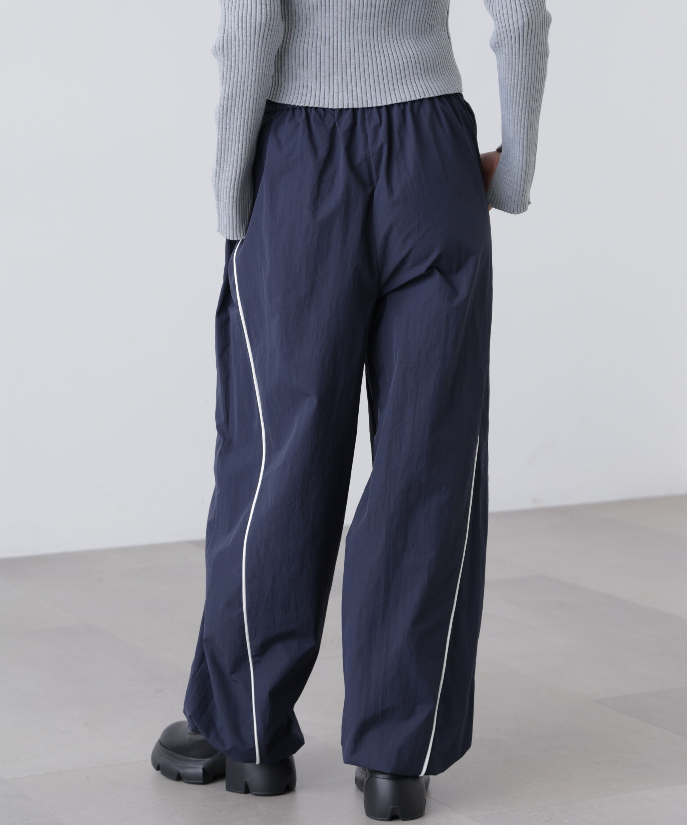  「サイドタック配色ラインナイロンパンツ」|その他|