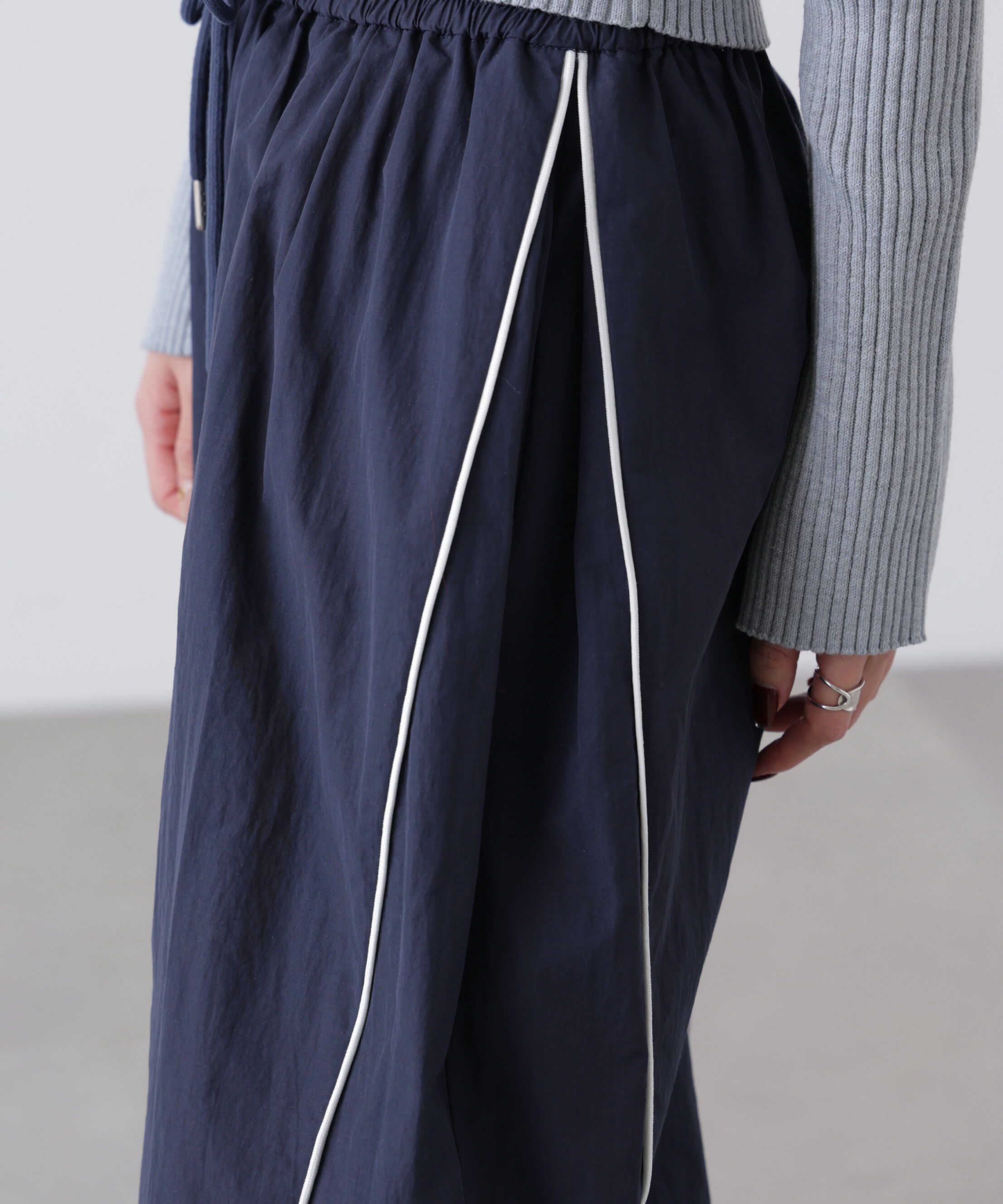  「サイドタック配色ラインナイロンパンツ」|その他|