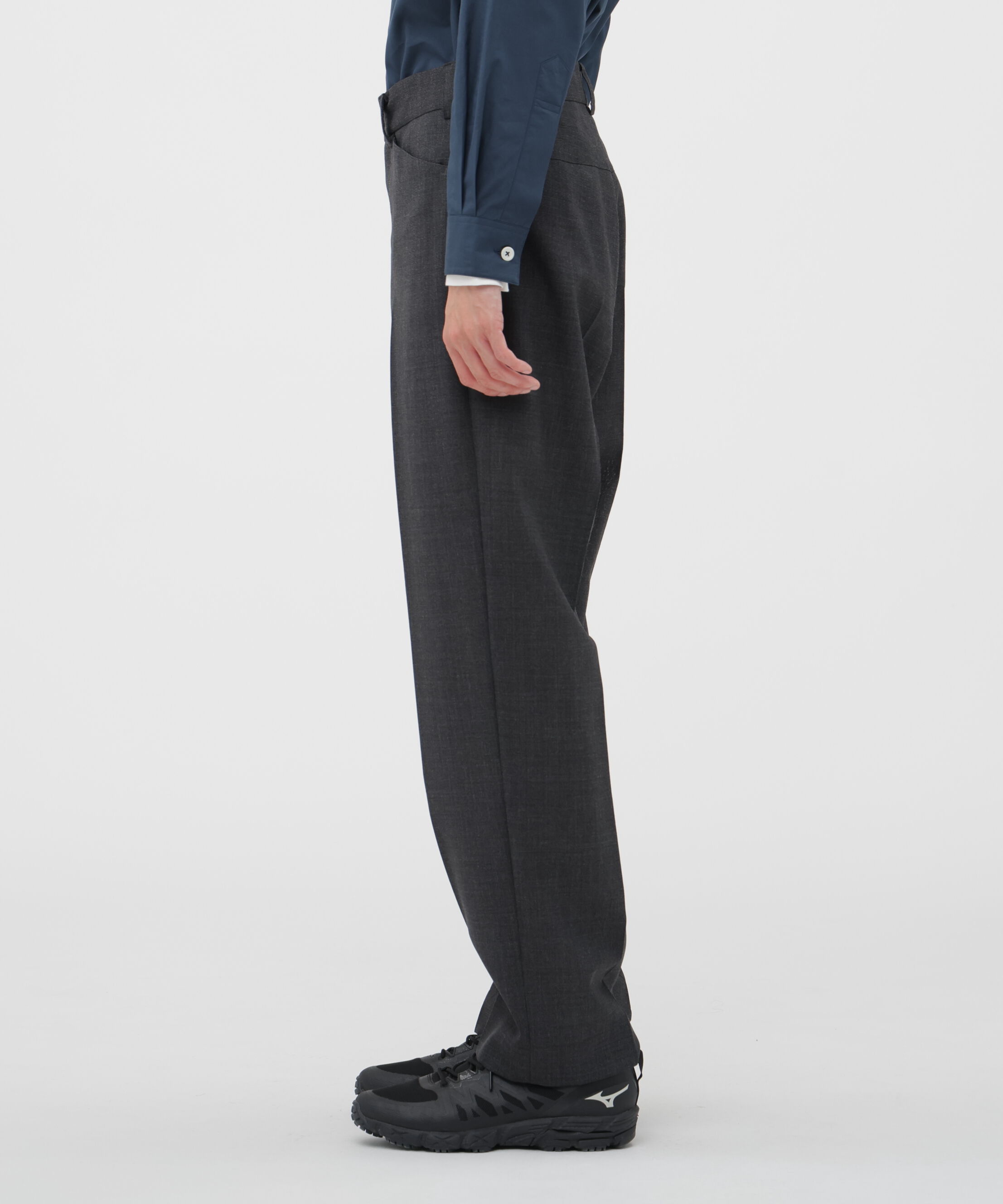 MARGARET HOWELL「CRISP WOOL PLAINWEAVE TROUSERS」|その他|