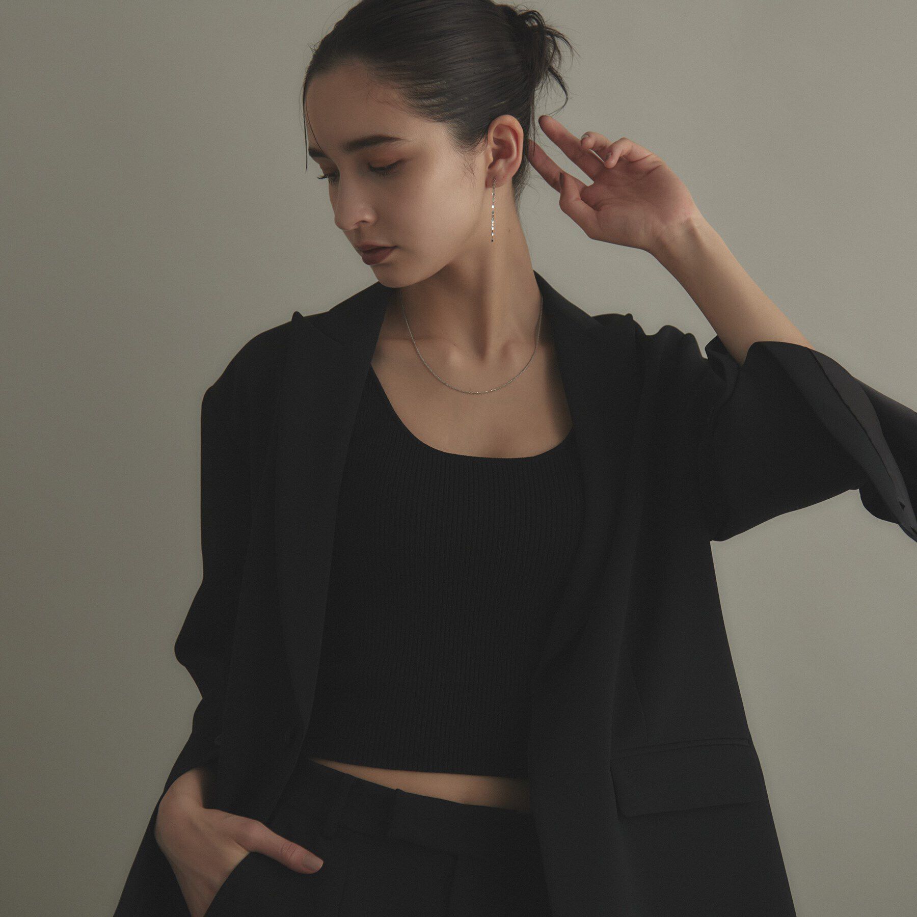 COCOSHNIK「プラチナ クリスクロスチェーン ネックレス」|ネックレス|