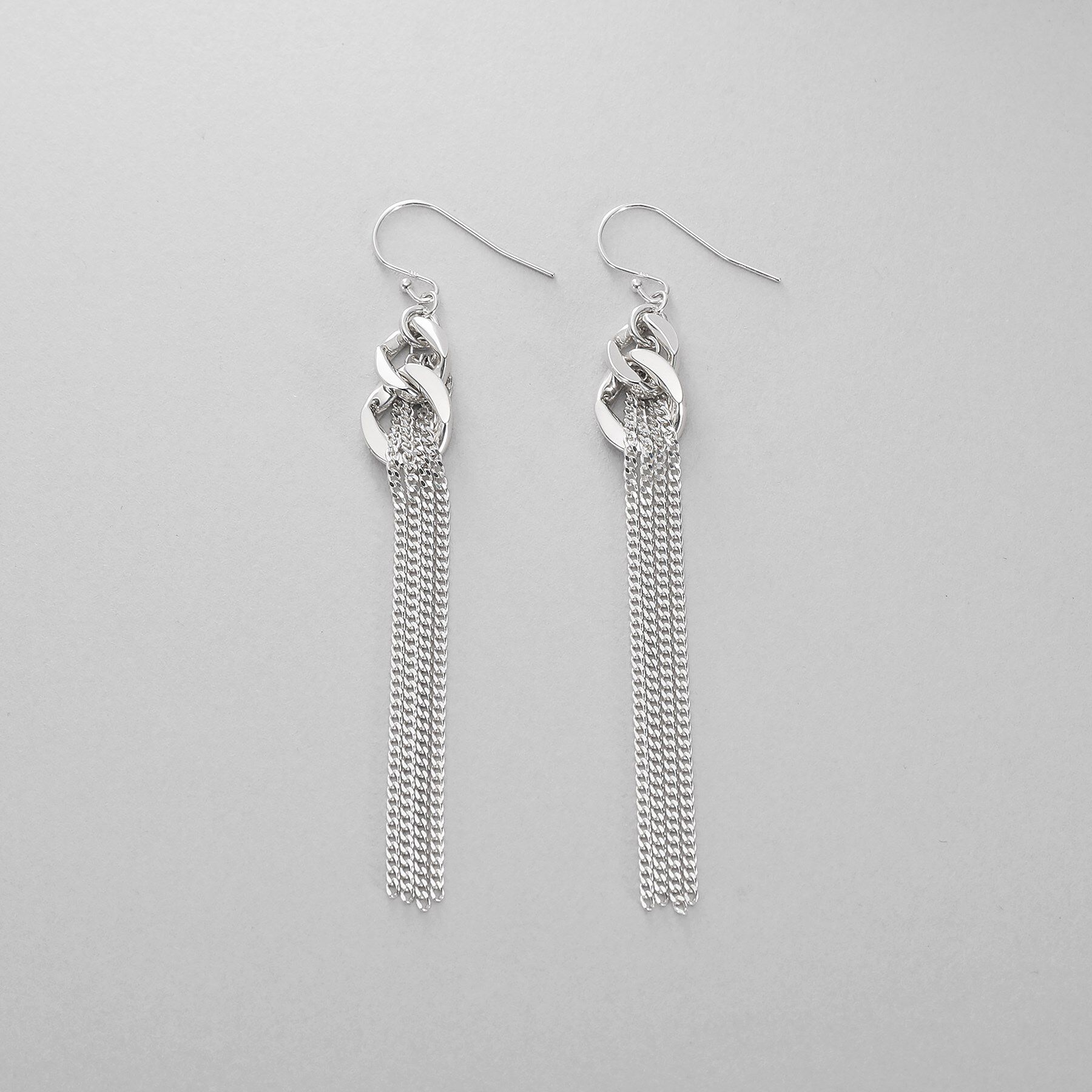 COCOSHNIK ONKITSCH「シルバー カーブチェーンモチーフフリンジピアス」|ピアス|