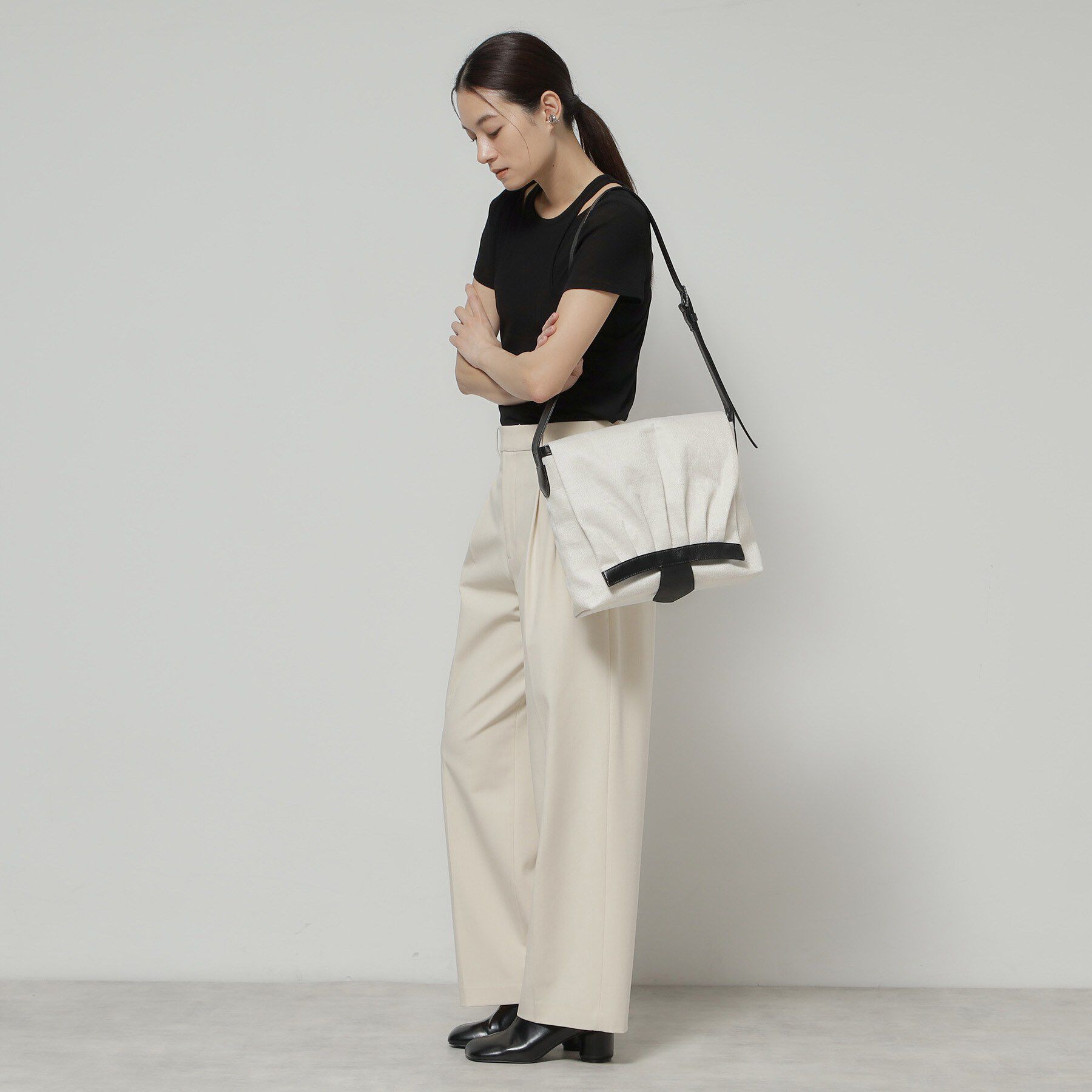 HIROKO HAYASHI「TRIS（トリス）ショルダーバッグM」|ショルダー・メッセンジャー|