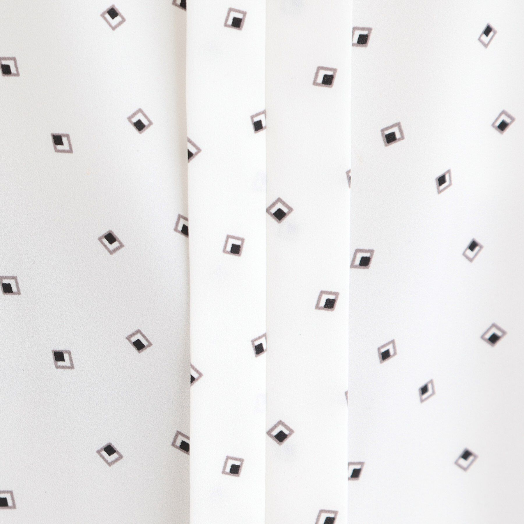 SHOO･LA･RUE「【多機能】メタルボタンがアクセント ふんわりギャザーブラウス」|シャツ・ブラウス|