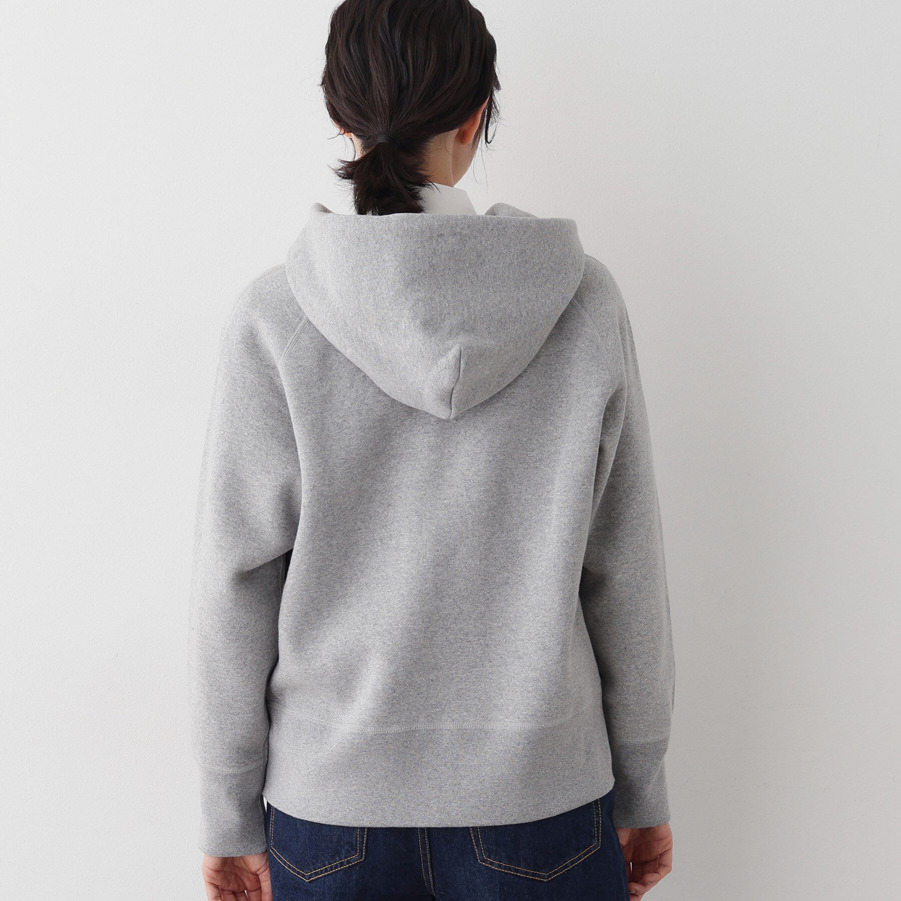 Dessin「【ユニセックス/洗える】吊り裏毛フーデッドスウェット」|パーカー|