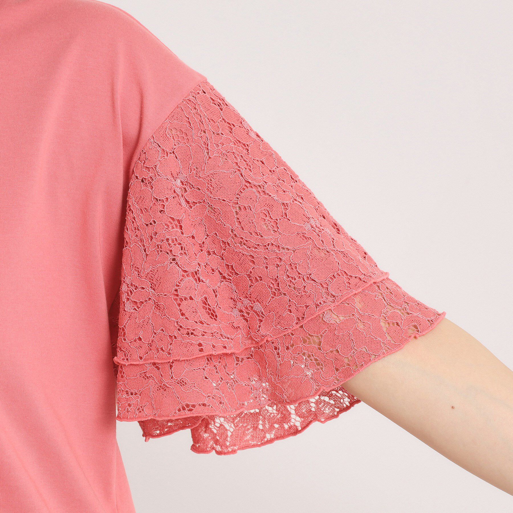 ITS&rsquo;DEMO「【手洗い可】袖フレアレースプルオーバー」|Tシャツ・カットソー|