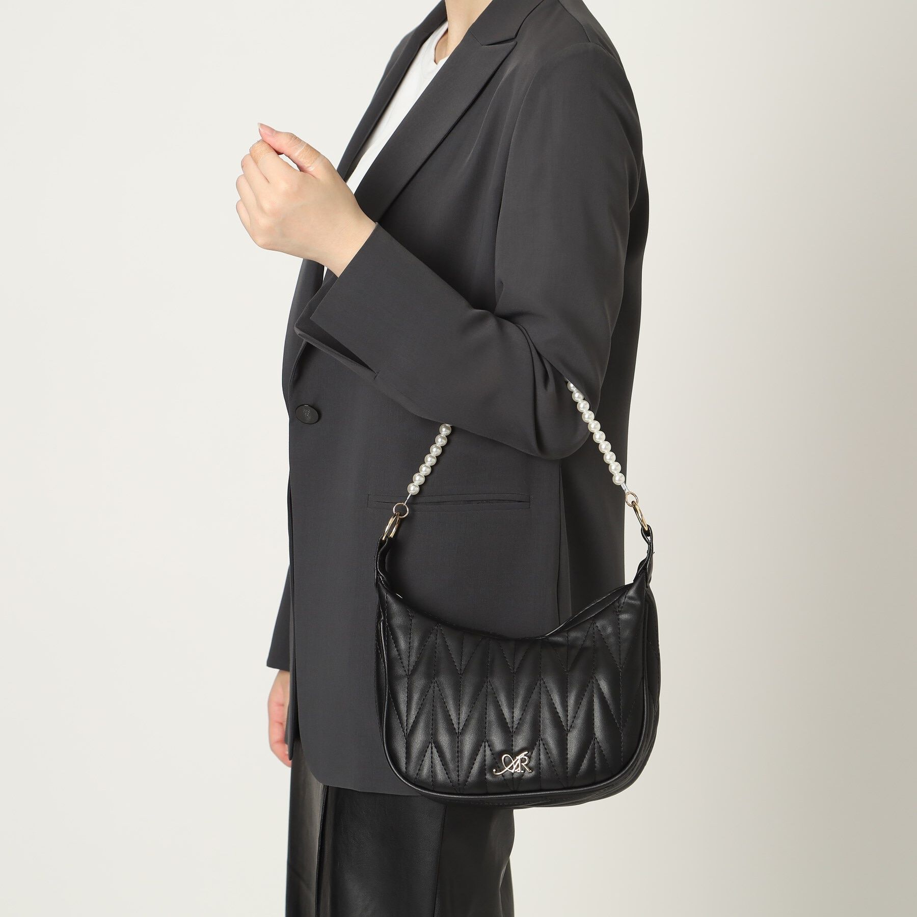 Ober Tashe「2WAYショルダークリスタル」|ショルダー・メッセンジャー|