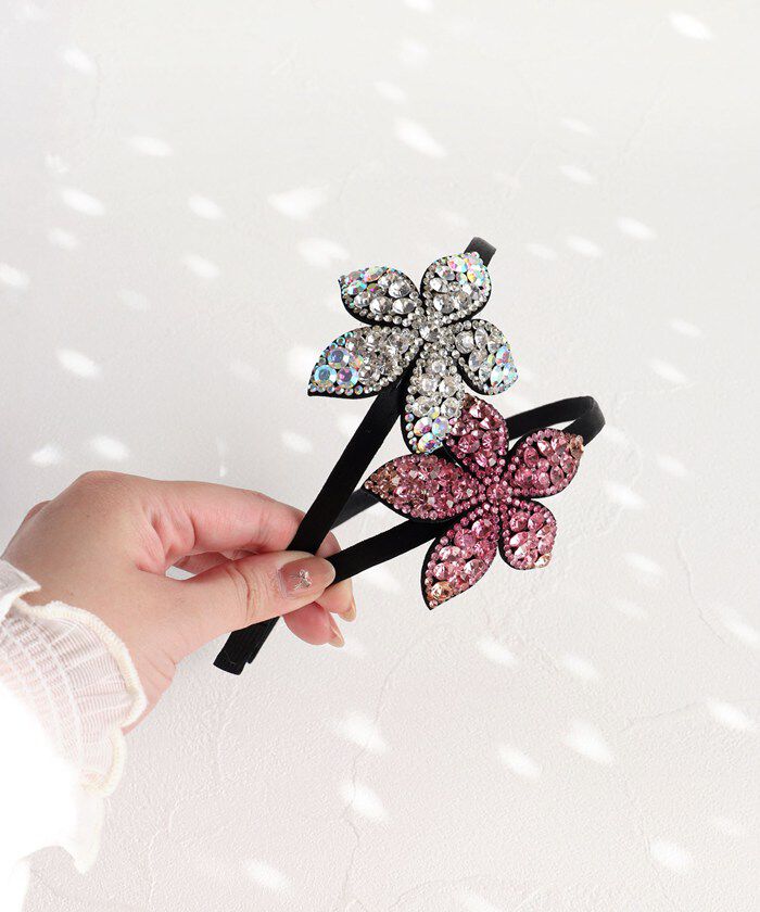 BACKYARD FAMILY「Rora カチューシャ キッズ 通販 ローラ キラキラフラワー 髪飾り 髪留め 髪どめ」|その他|