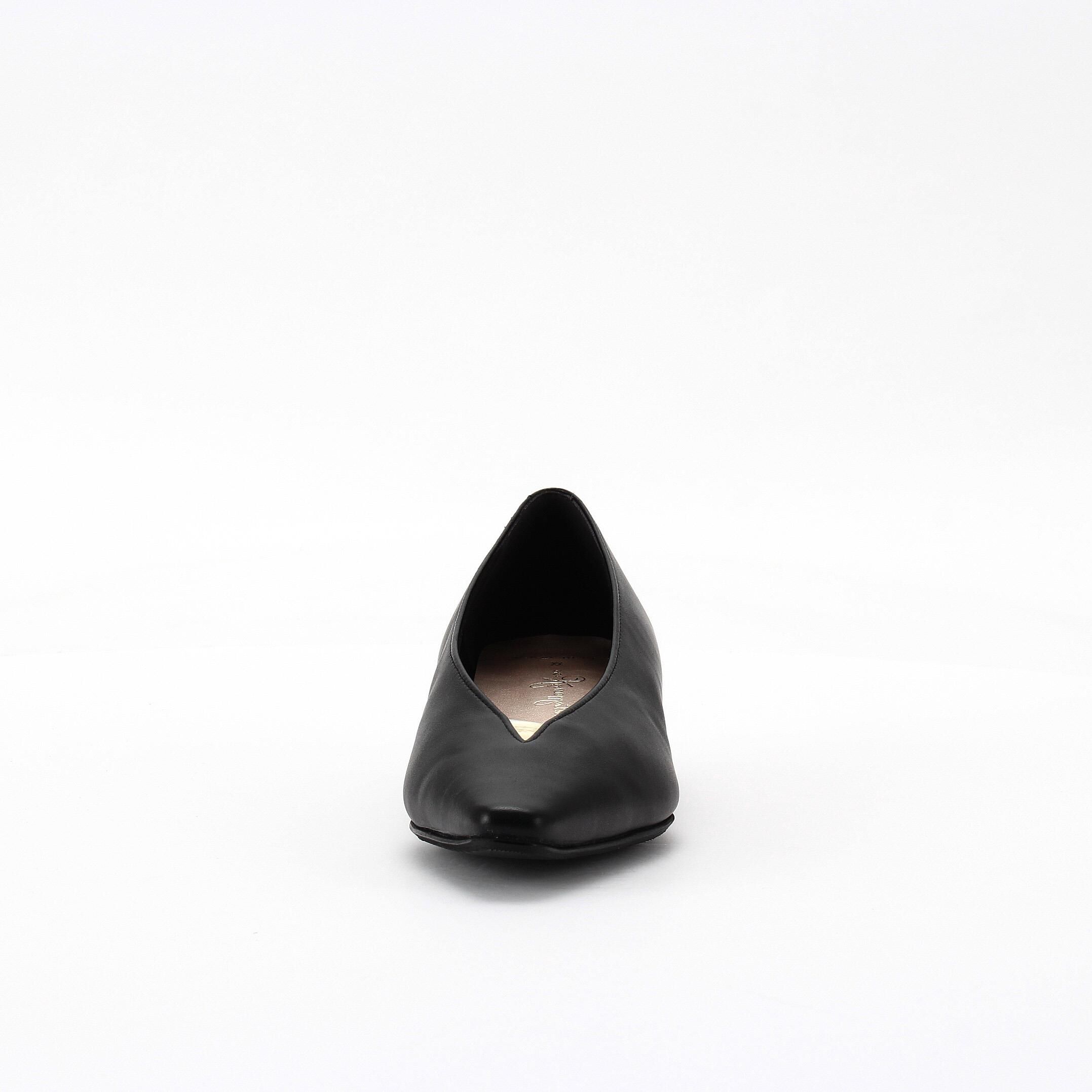 銀座かねまつ「RMJS2606SHPBLK【本革】【防水】【Eウィズ】アクアベルVカットパンプス」|パンプス|