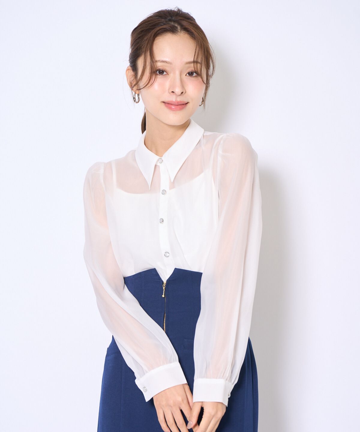 アンドクチュール「バタフライリボンシアー長袖ブラウス」|シャツ・ブラウス|