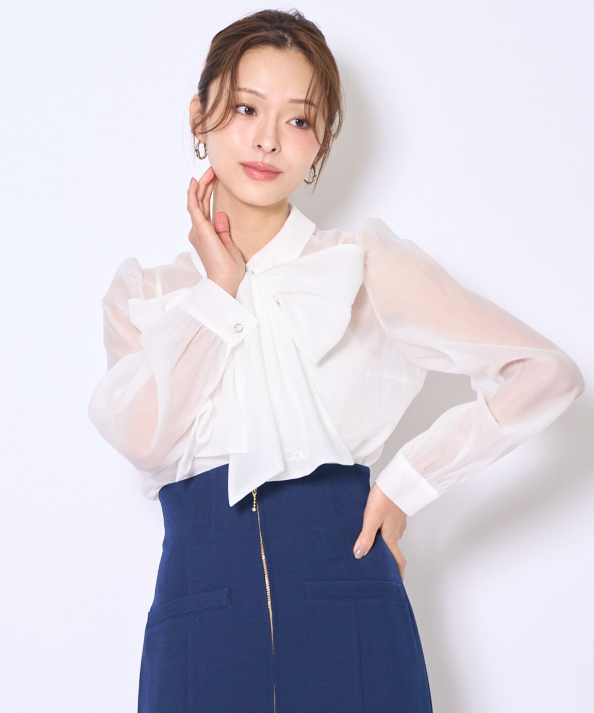 アンドクチュール「バタフライリボンシアー長袖ブラウス」|シャツ・ブラウス|