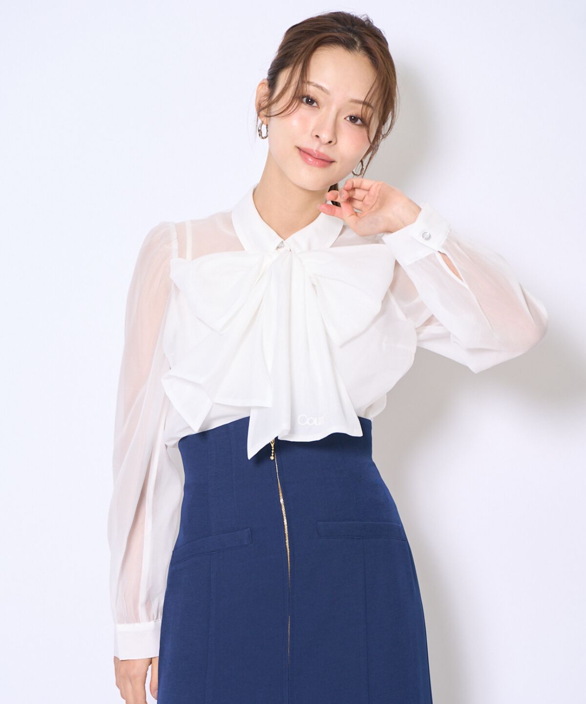 アンドクチュール「バタフライリボンシアー長袖ブラウス」|シャツ・ブラウス|