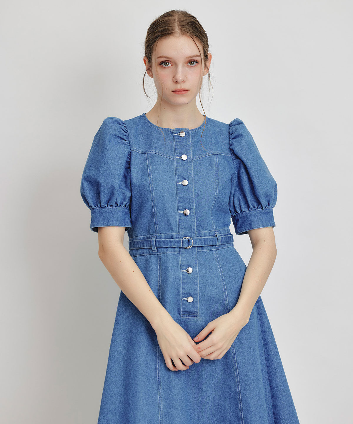 REDYAZEL「ノーカラーデニムパフフレアロングワンピース」|ワンピース|