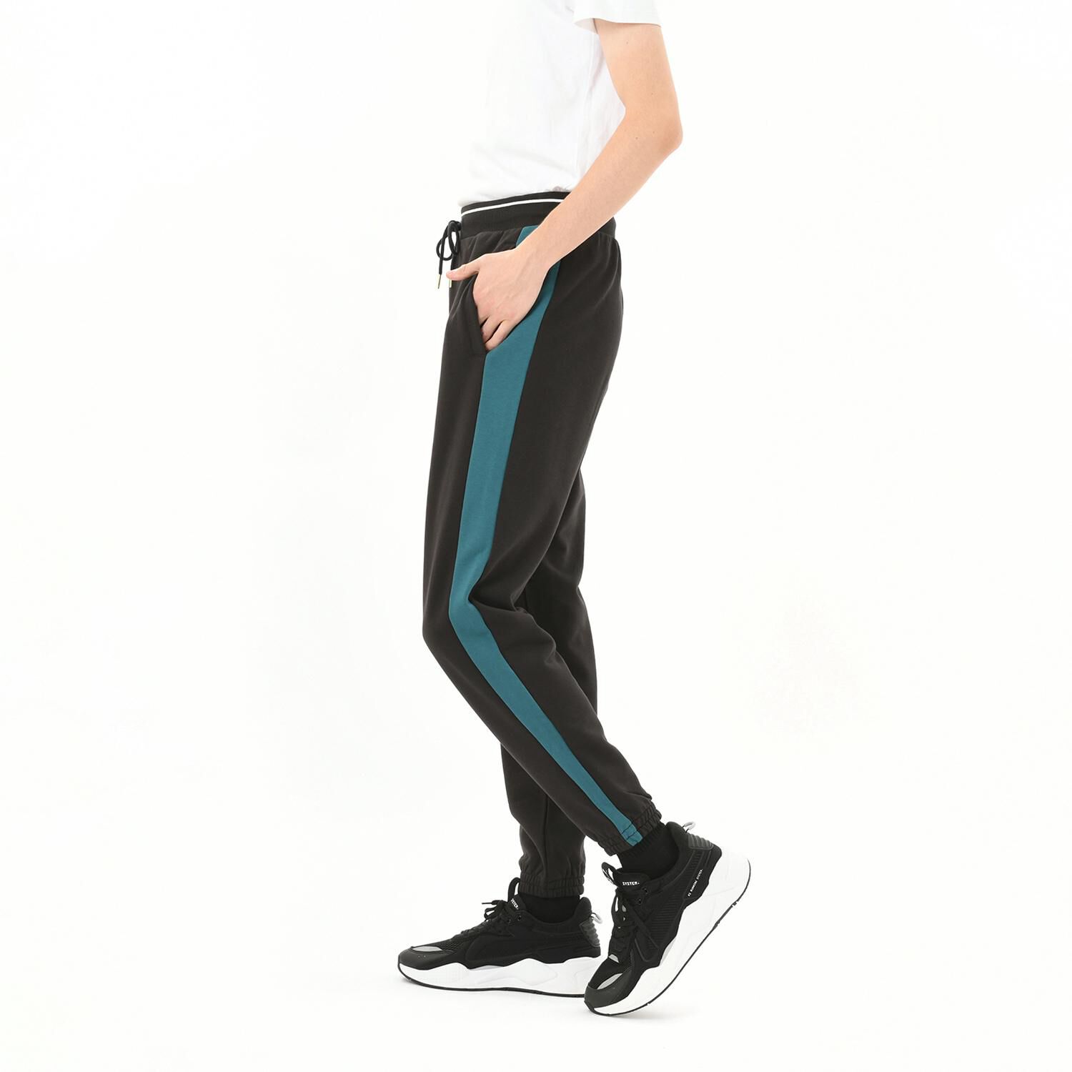 PUMA「【PUMA ｳｪｱ】M T7 PLAY.PARIS. SWEATPANTS TR」|チノ|
