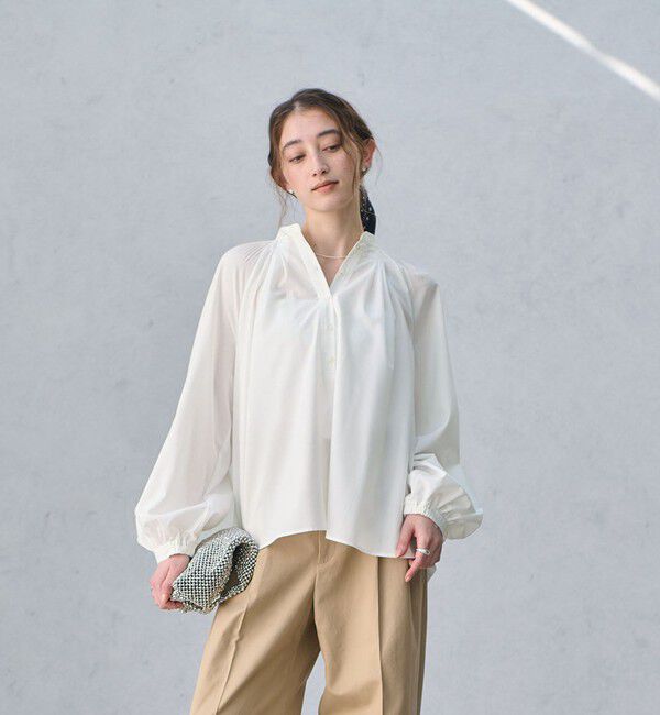 UNITED ARROWS「プリーツ ボリュームスリーブ ブラウス ‐ウォッシャブル‐」|シャツ・ブラウス|OFF WHITE