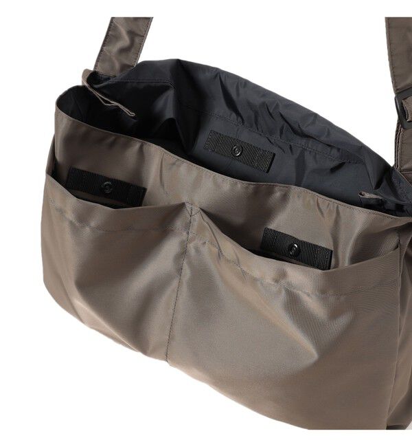 BEAMS「【別注】SLOW / NYLON SHOULDER BAG」|リュック|