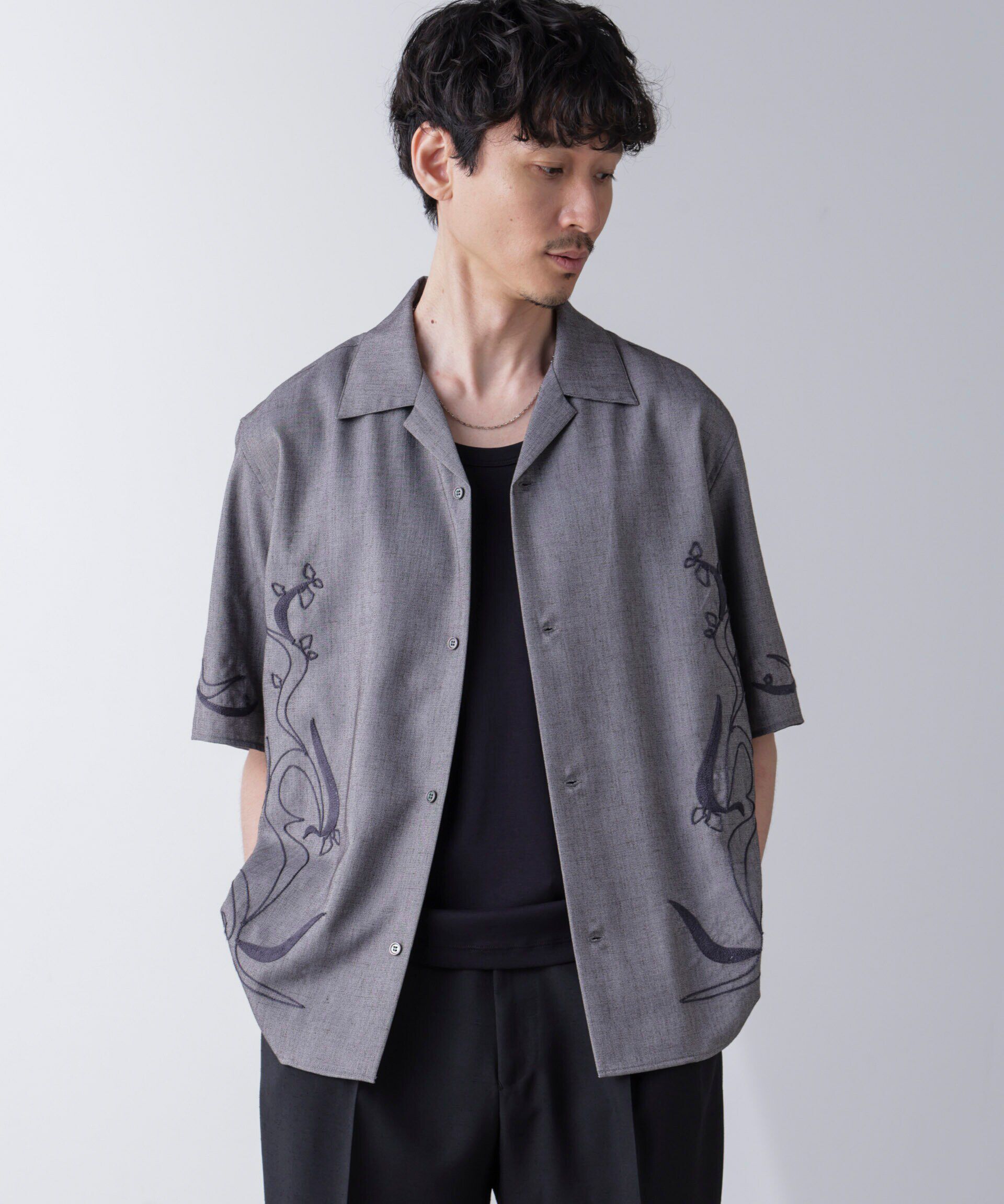 nano･universe「チェーン刺繍オープンカラーシャツ」|シャツ・ブラウス|グレー