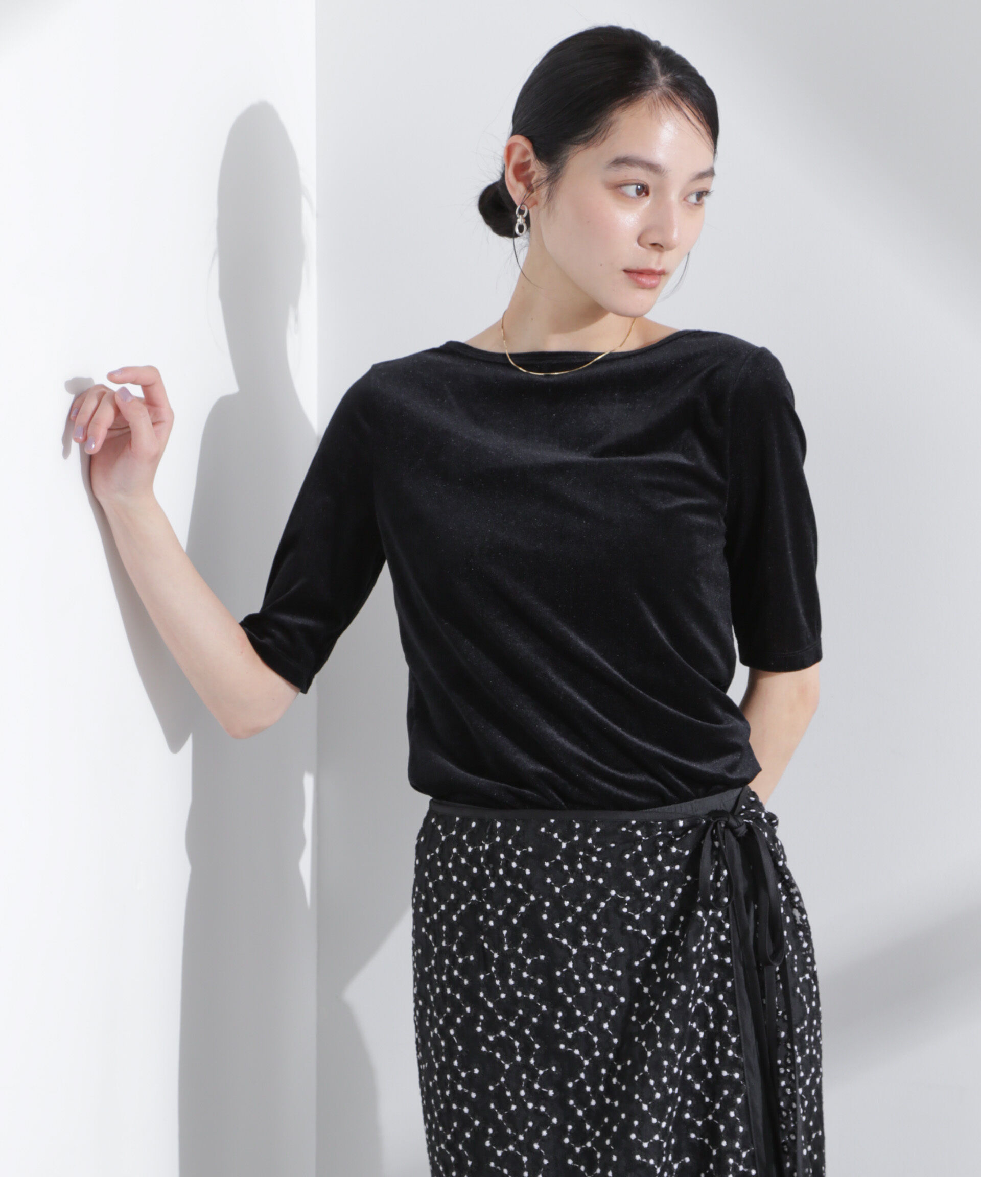 nano･universe「シアーベロアバックオープン5分袖Tシャツ」|Tシャツ・カットソー|ブラック