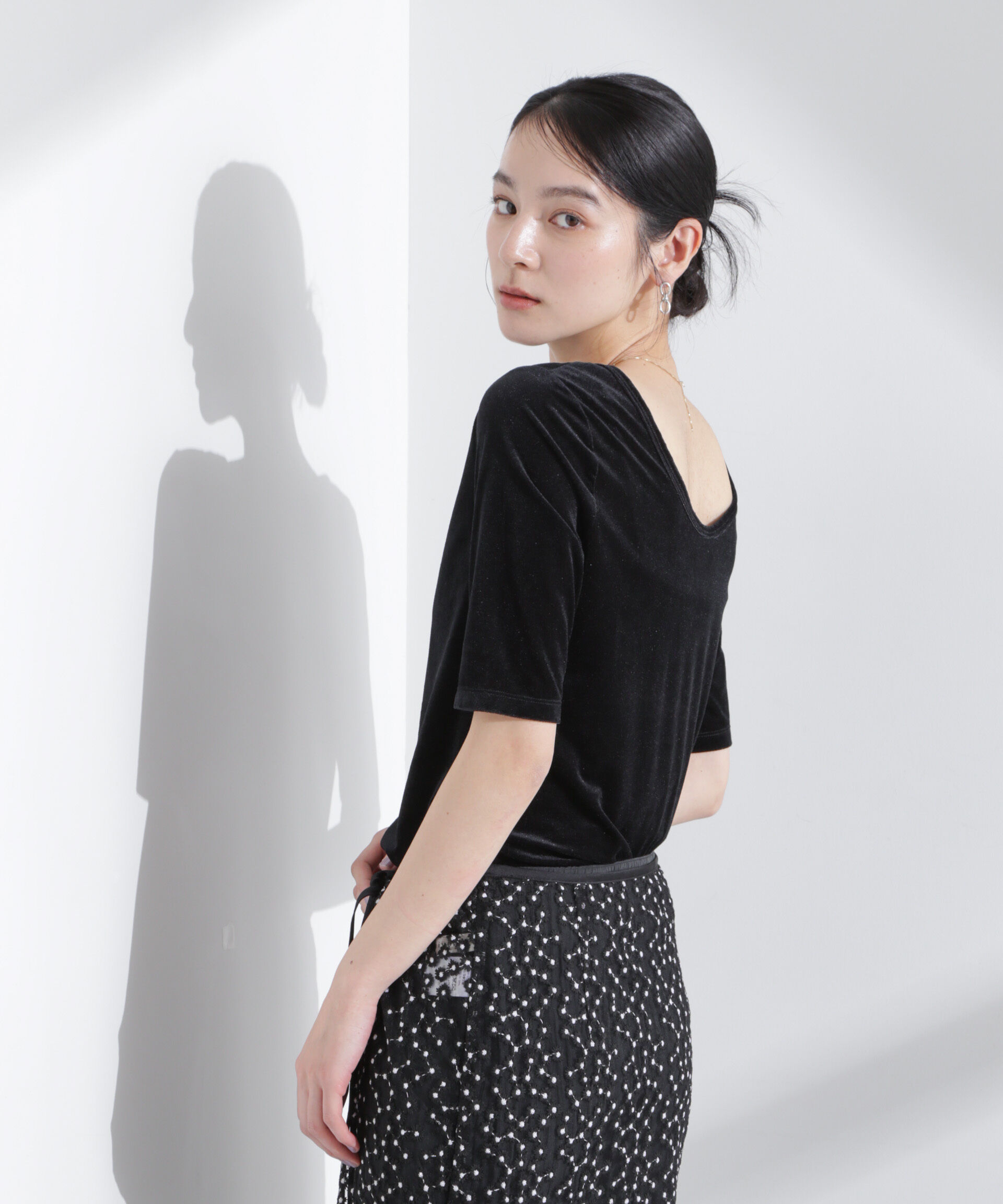 nano･universe「シアーベロアバックオープン5分袖Tシャツ」|Tシャツ・カットソー|