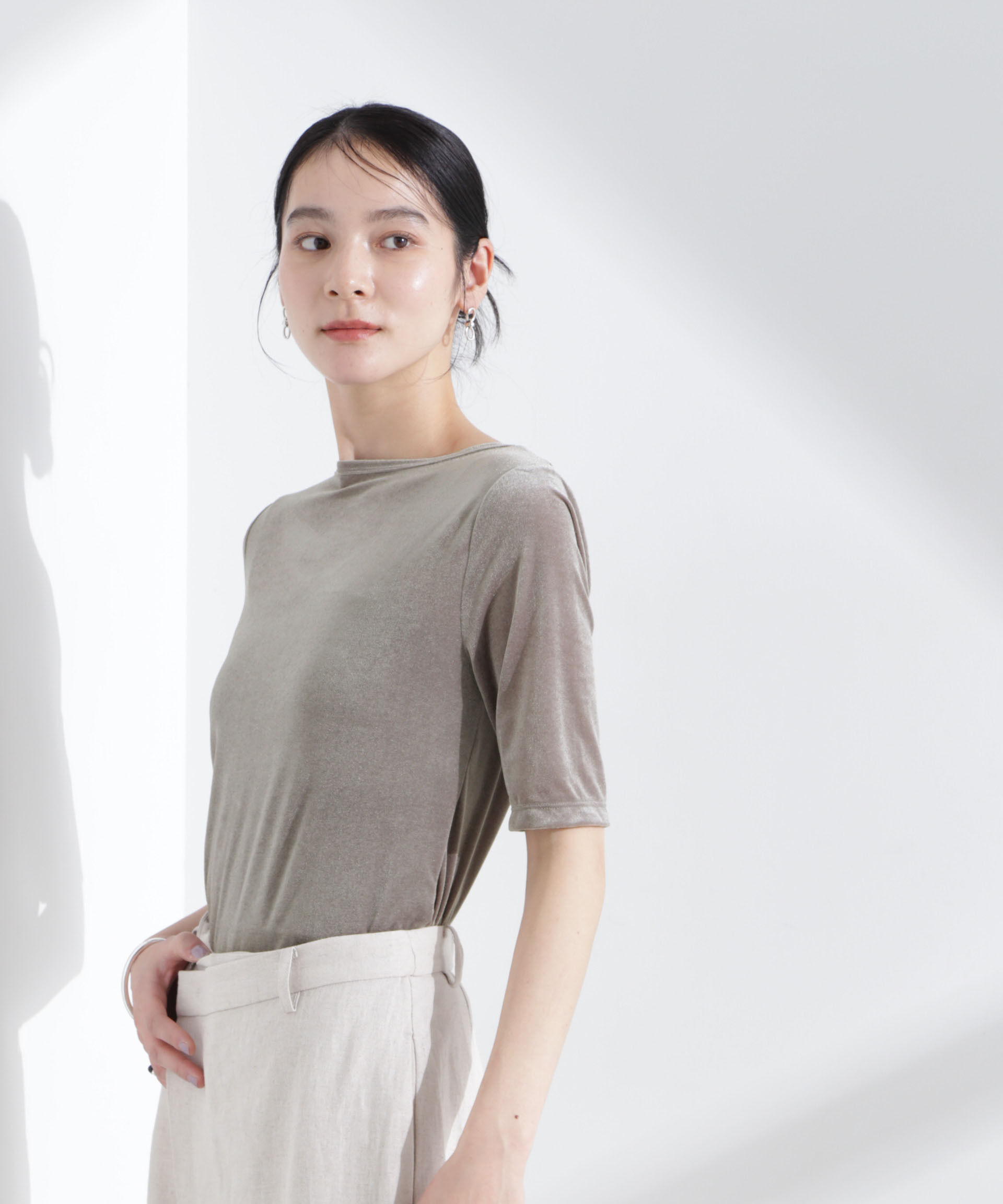 nano･universe「シアーベロアバックオープン5分袖Tシャツ」|Tシャツ・カットソー|