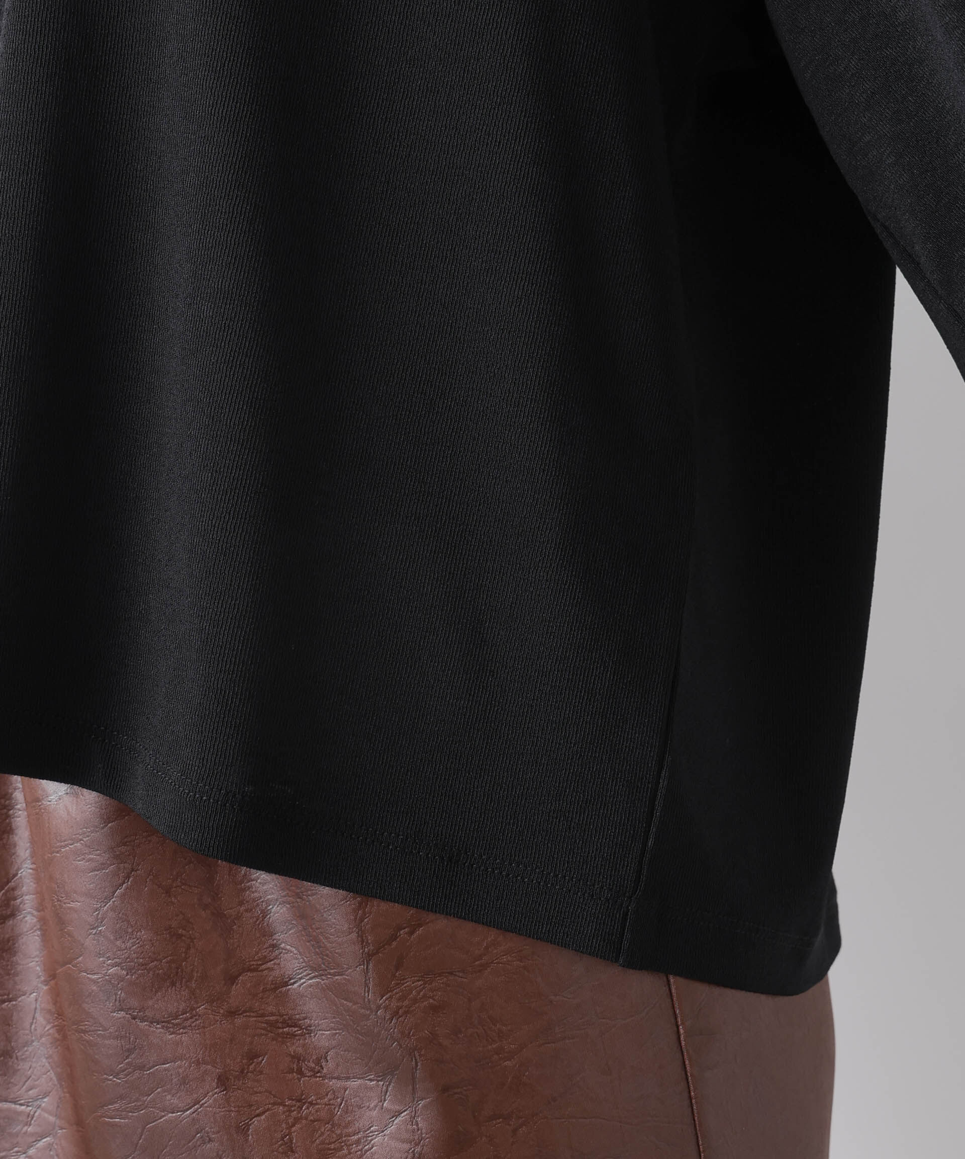 nano･universe「シアーカットVネックカーディガン」|Tシャツ・カットソー|