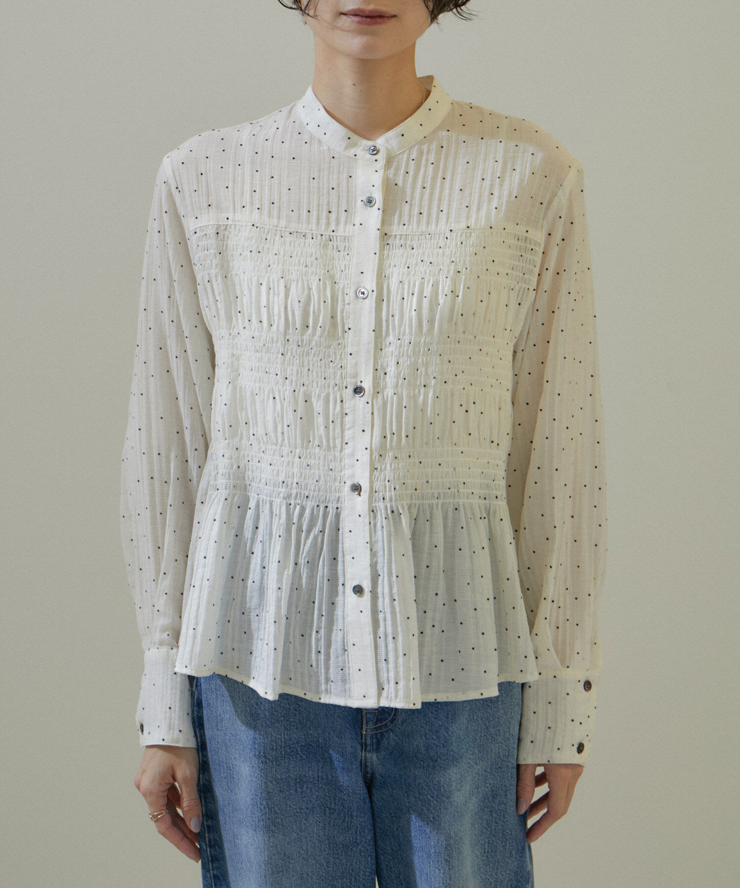 SALON adam et rope'「【WEB限定】ドットプリントシャーリングブラウス/24SS」|シャツ・ブラウス|