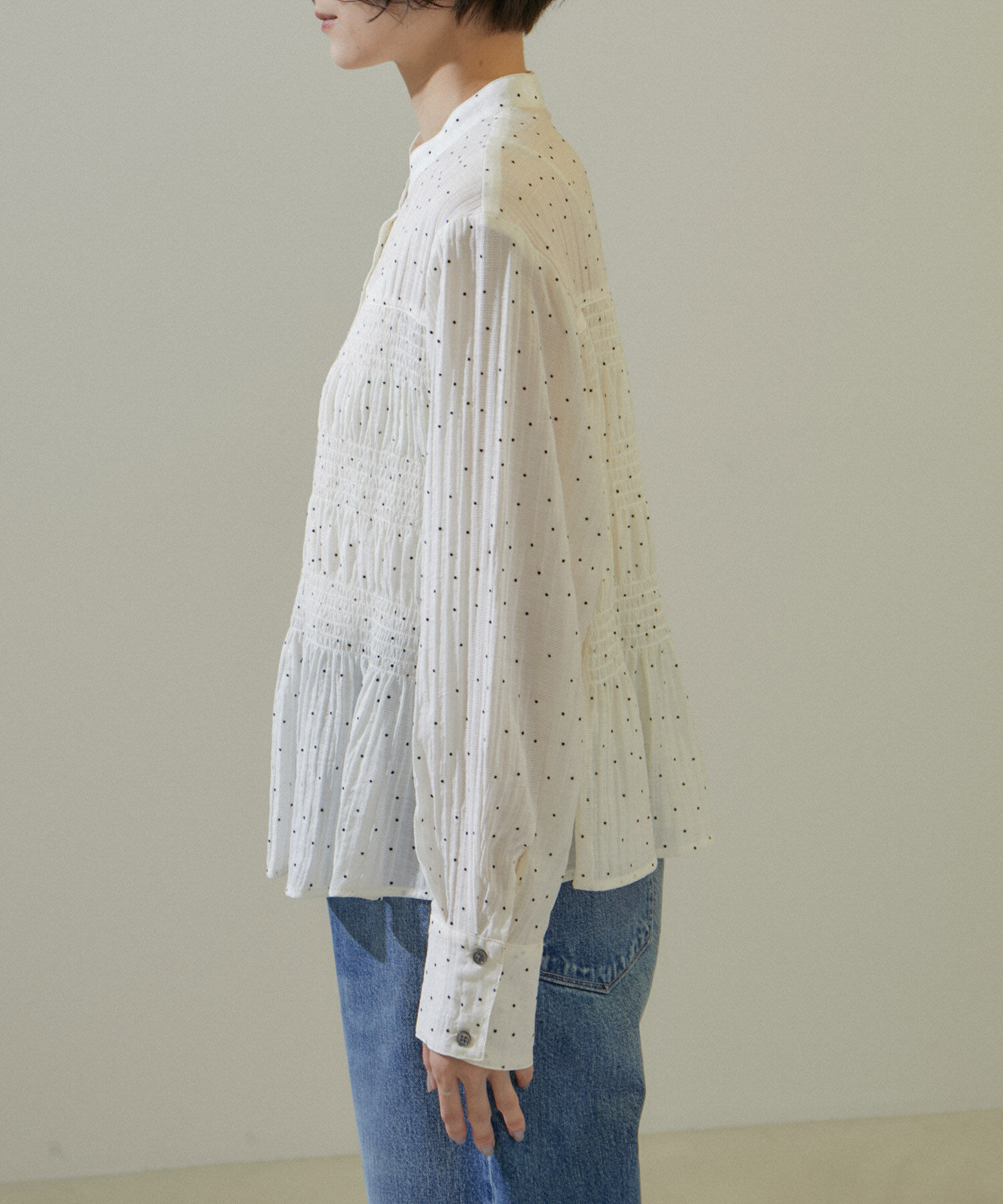 SALON adam et rope'「【WEB限定】ドットプリントシャーリングブラウス/24SS」|シャツ・ブラウス|