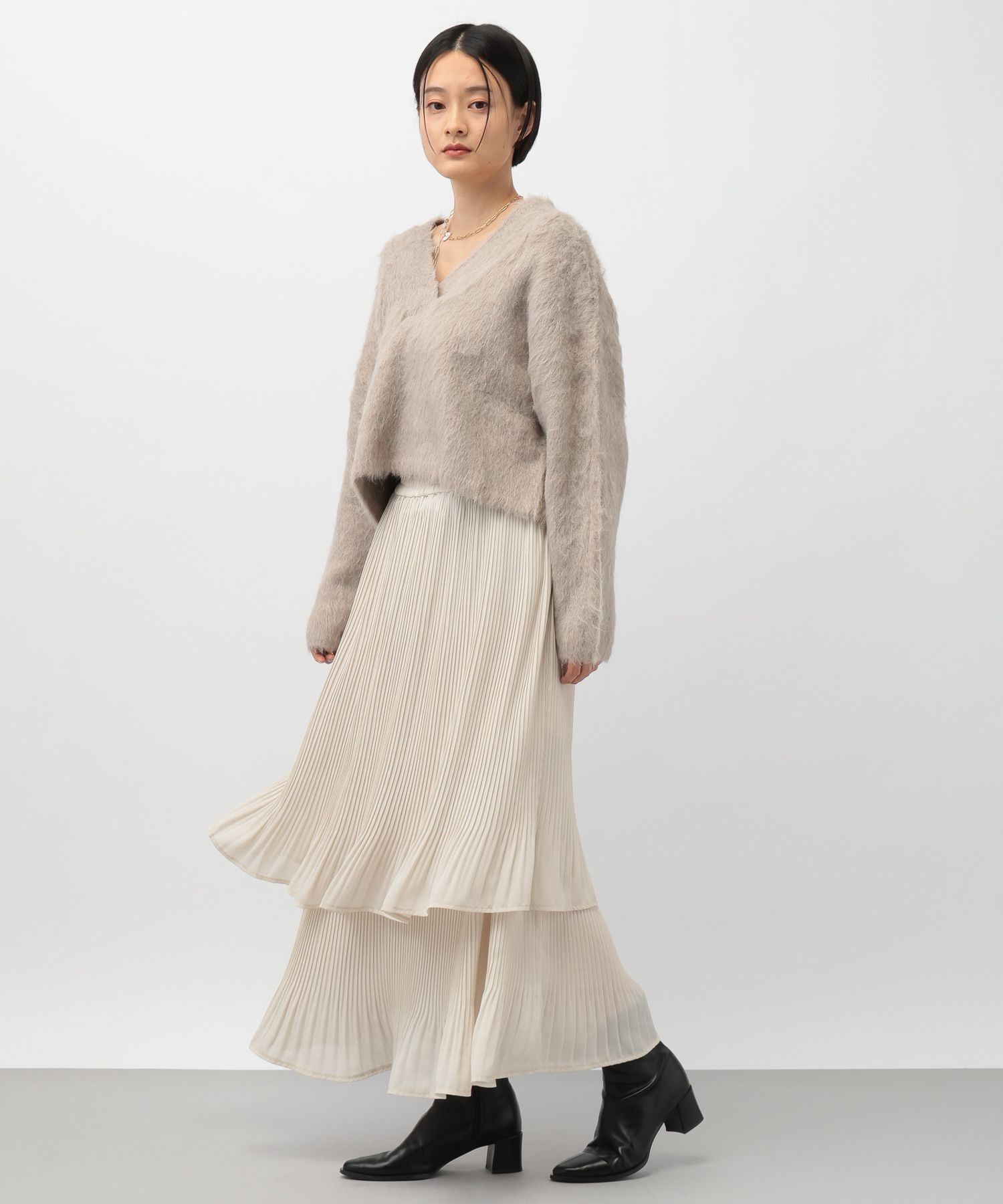 A part by 「フェザーＶネックニットプルオーバー」|ニット・セーター|