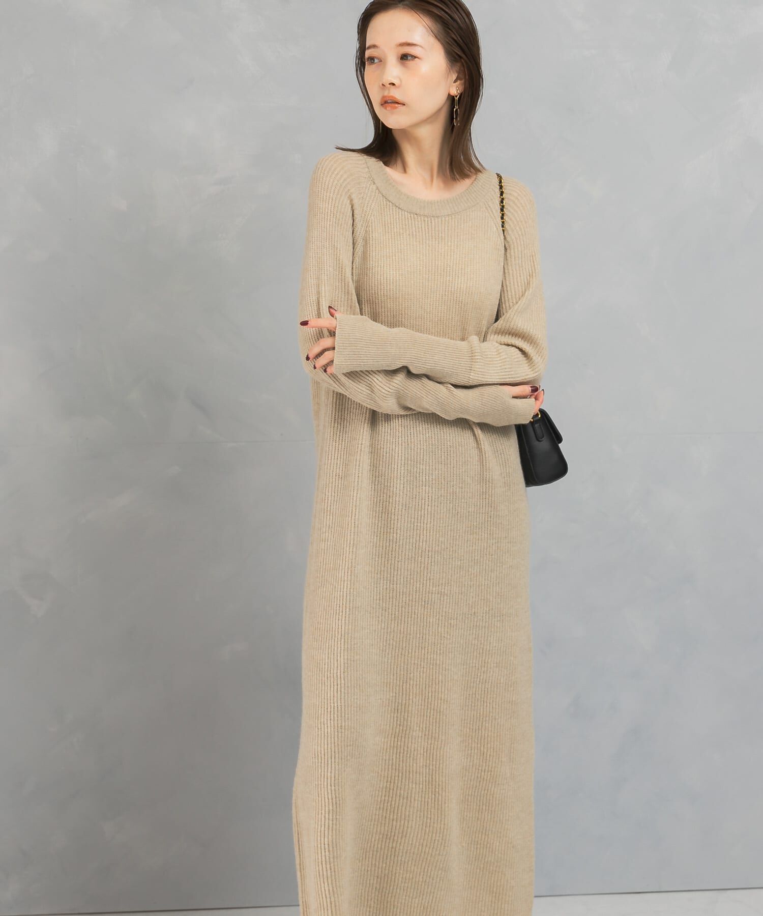 URBAN RESEARCH ROSSO「ヤク混サイドスリット畦ニットワンピース」|ワンピース|