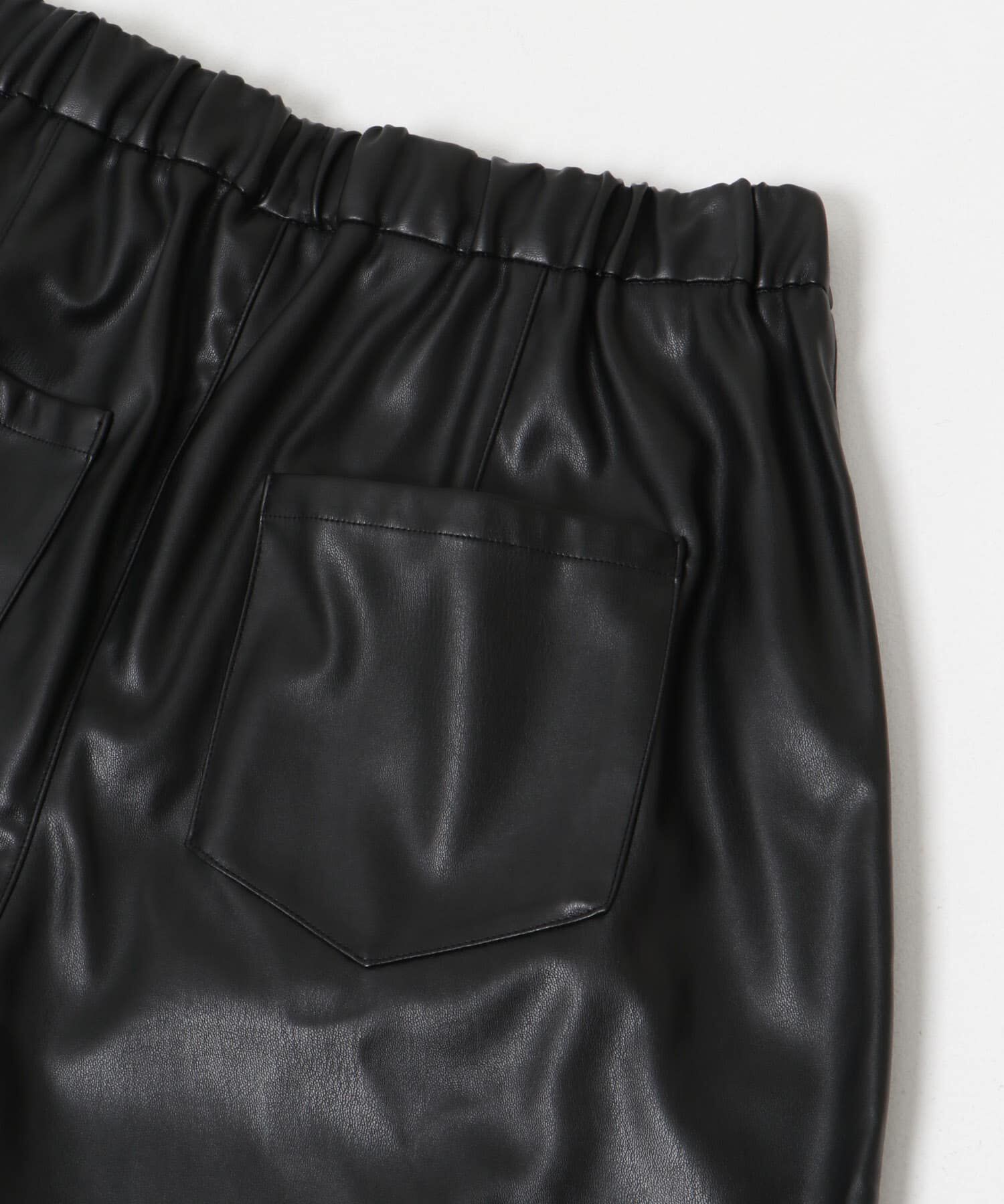 URBAN RESEARCH「レザーライクコクーンパンツ」|その他|