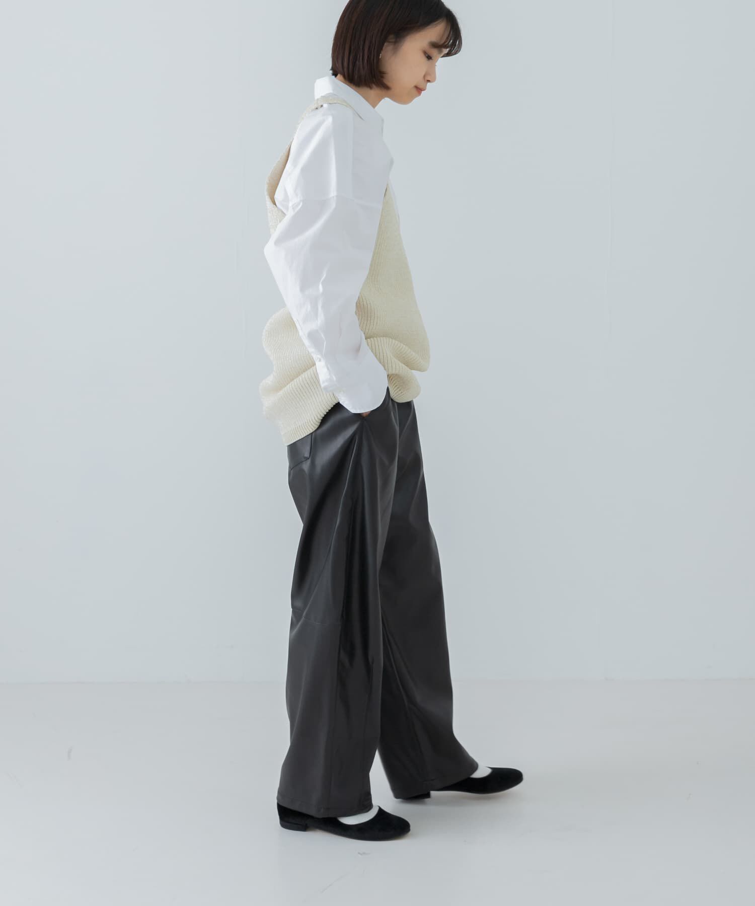 URBAN RESEARCH「レザーライクコクーンパンツ」|その他|