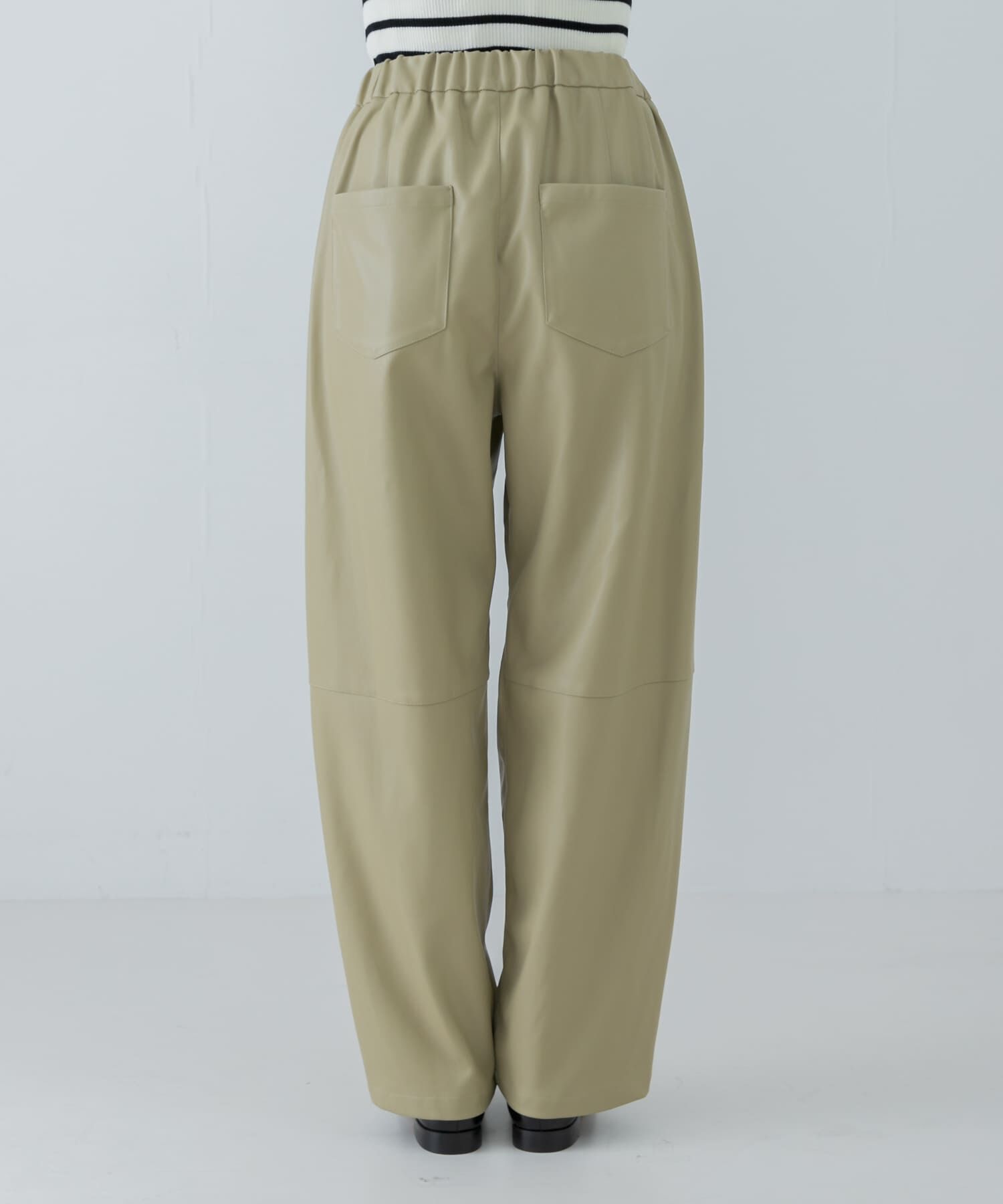 URBAN RESEARCH「レザーライクコクーンパンツ」|その他|