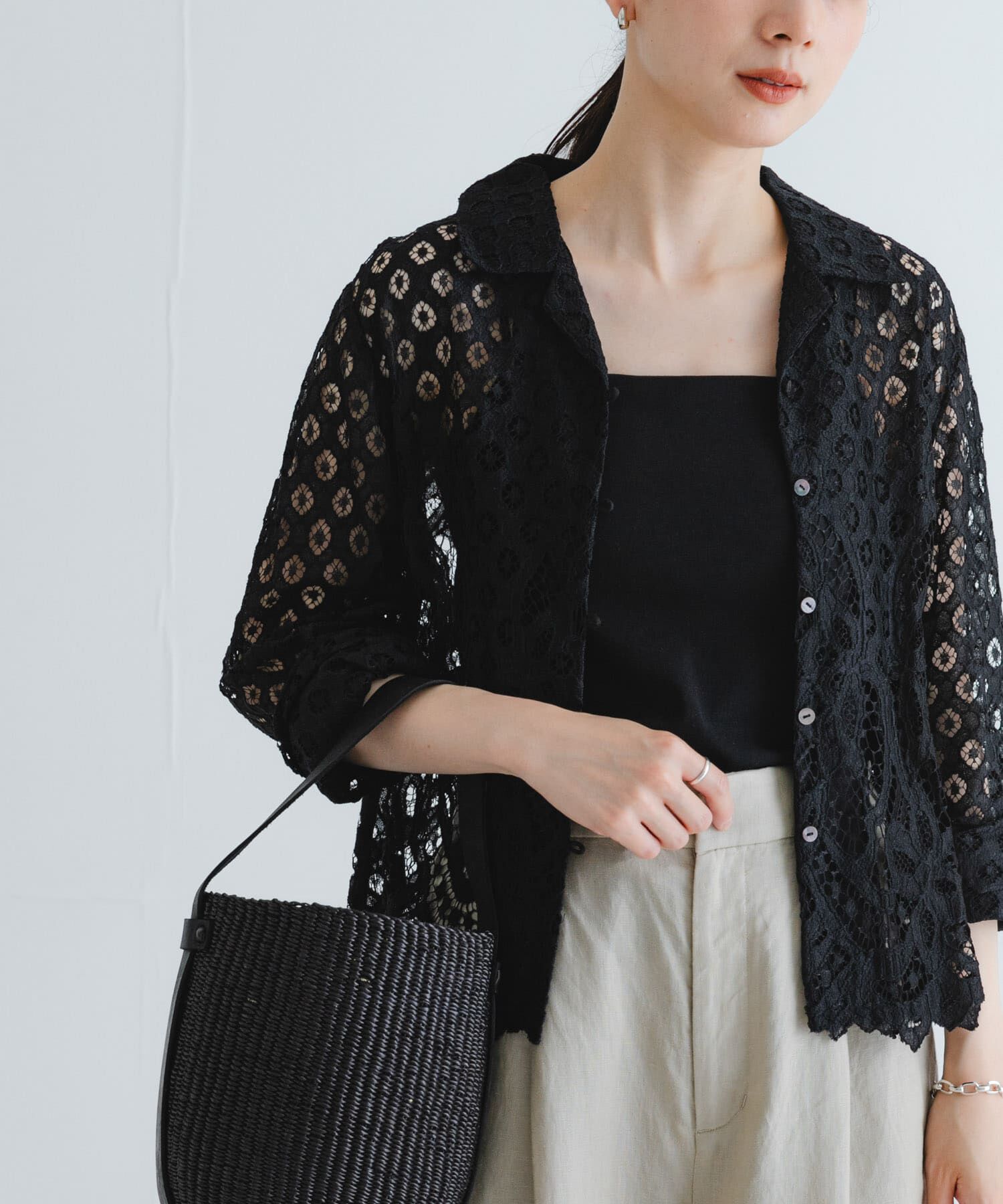 URBAN RESEARCH「インドレースオープンカラーシャツ」|シャツ・ブラウス|ブラック