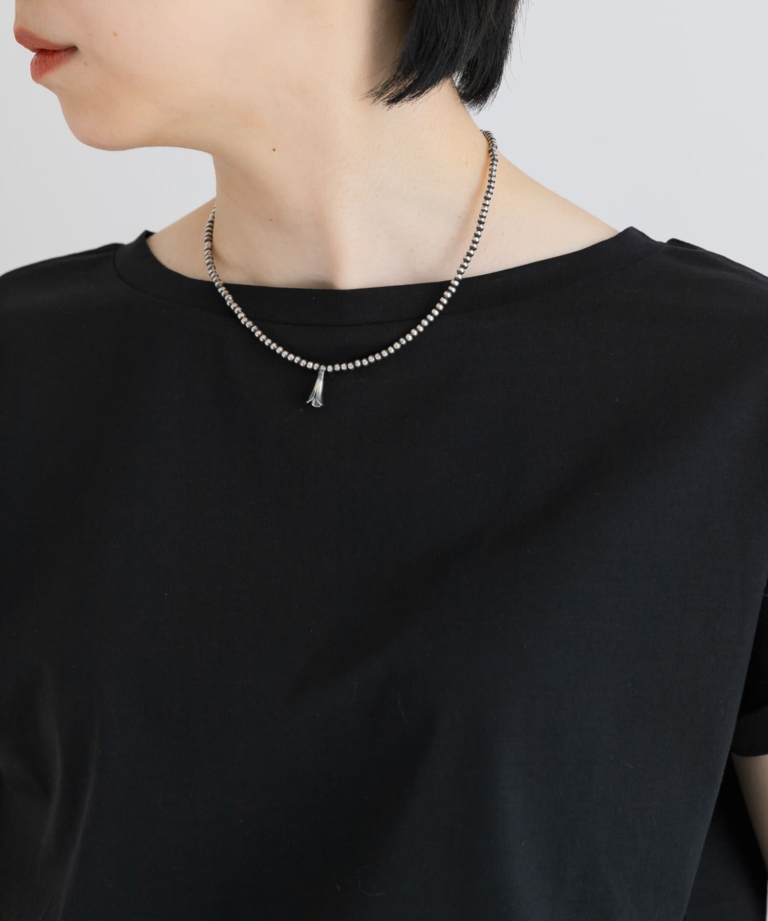 URBAN RESEARCH「ERICKA NICOLAS BEGAY　スカッシュブロッサム ネックレス」|ネックレス|シルバー
