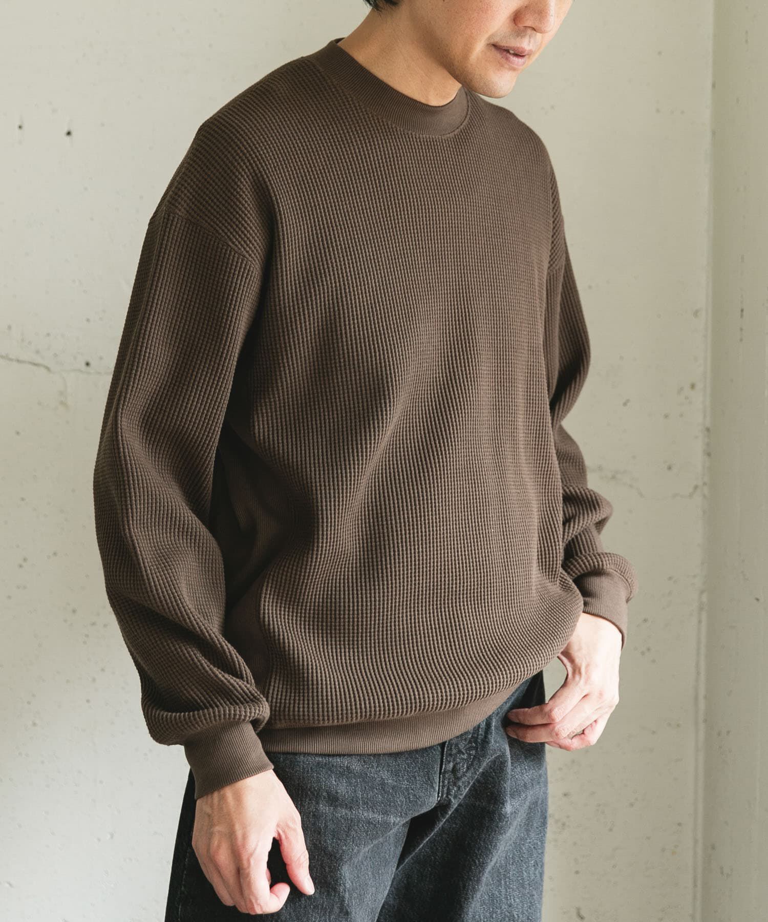 URBAN RESEARCH DOORS「『UR TECH』ワッフルロングスリーブTシャツ」|Tシャツ・カットソー|ブラウン