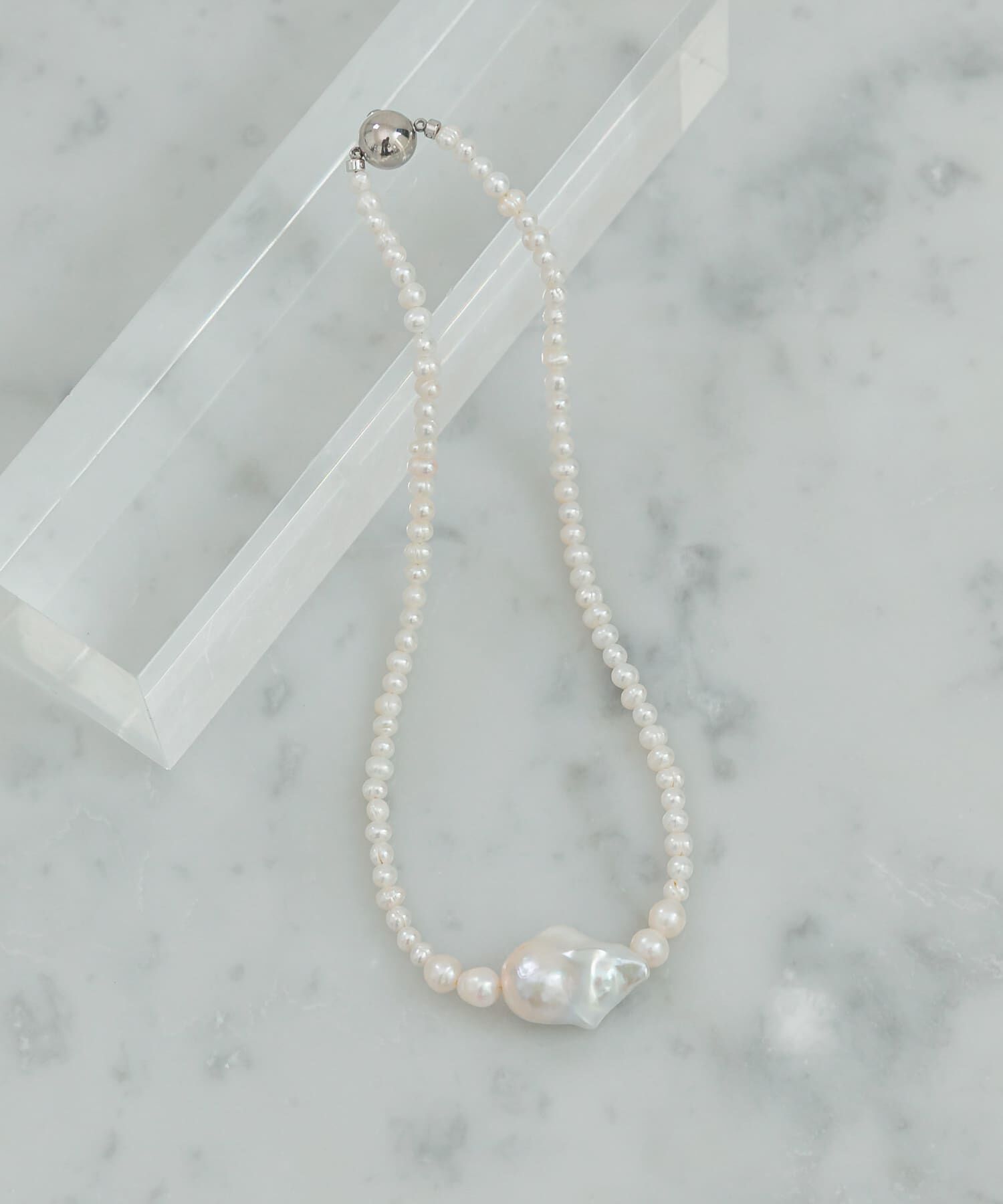 URBAN RESEARCH ROSSO「in mood　BQ PRL 36CM CHOKER」|ネックレス|ホワイト