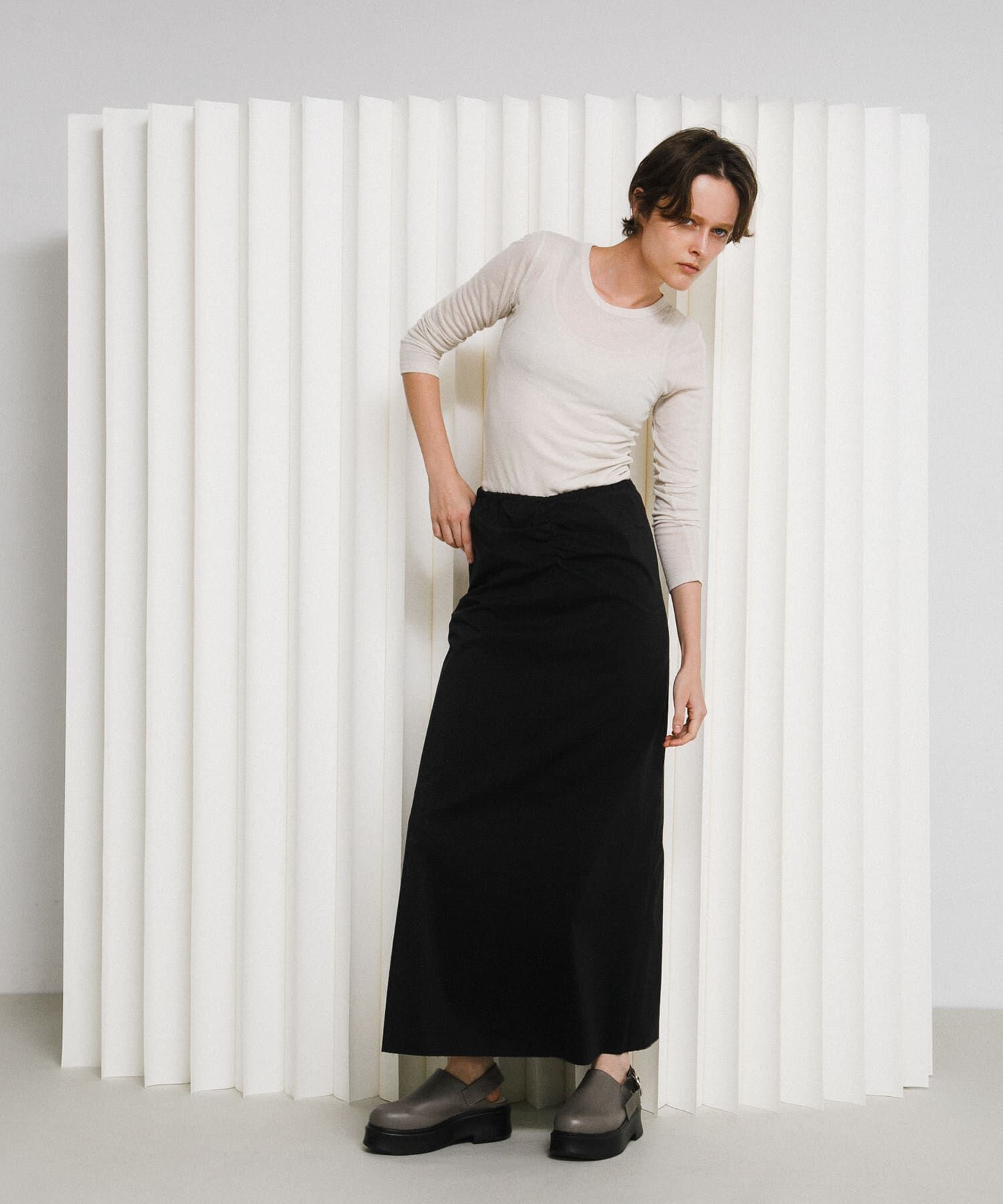LAATO「sleek long skirt」|スカート|