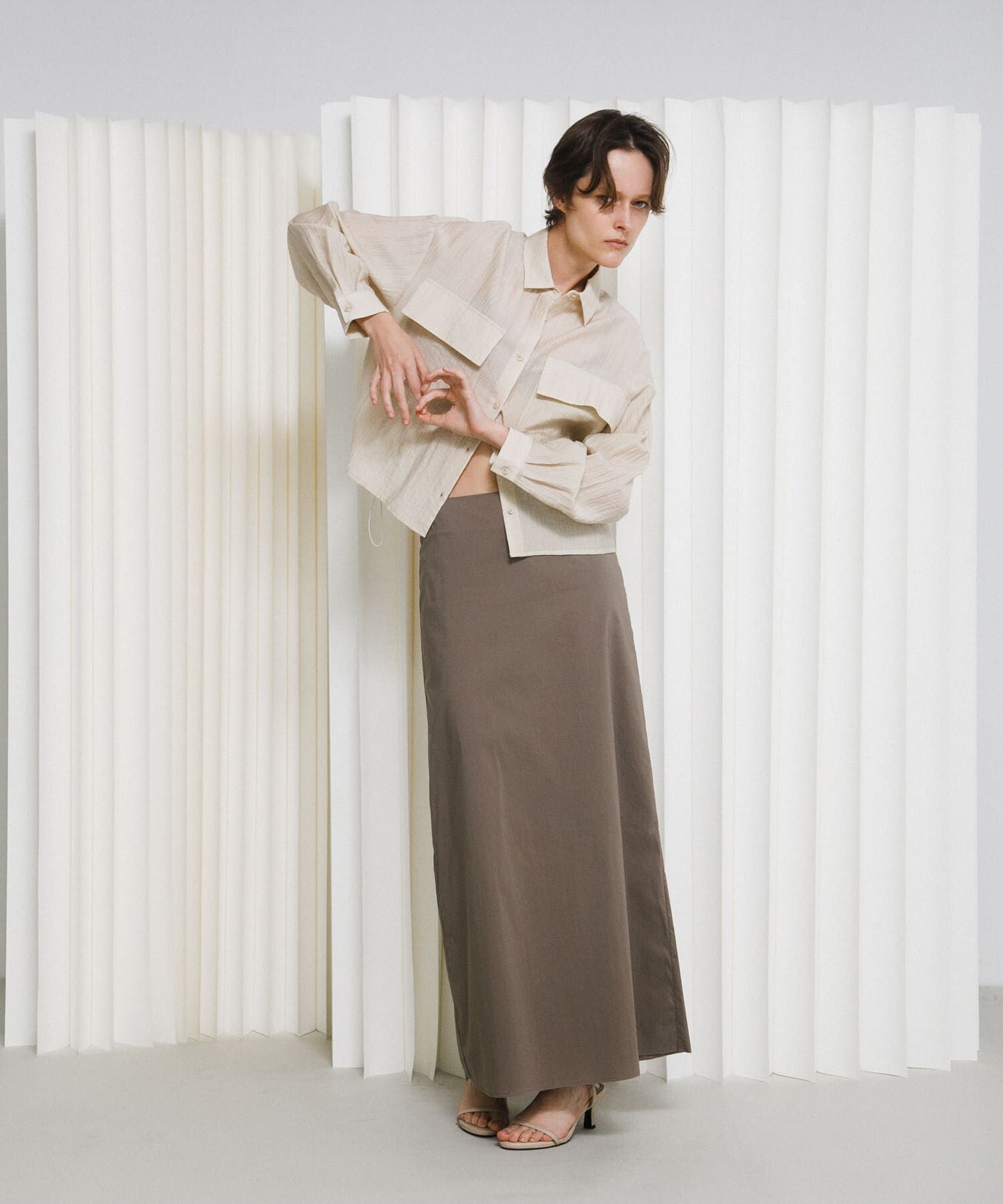 LAATO「sleek long skirt」|スカート|グレー