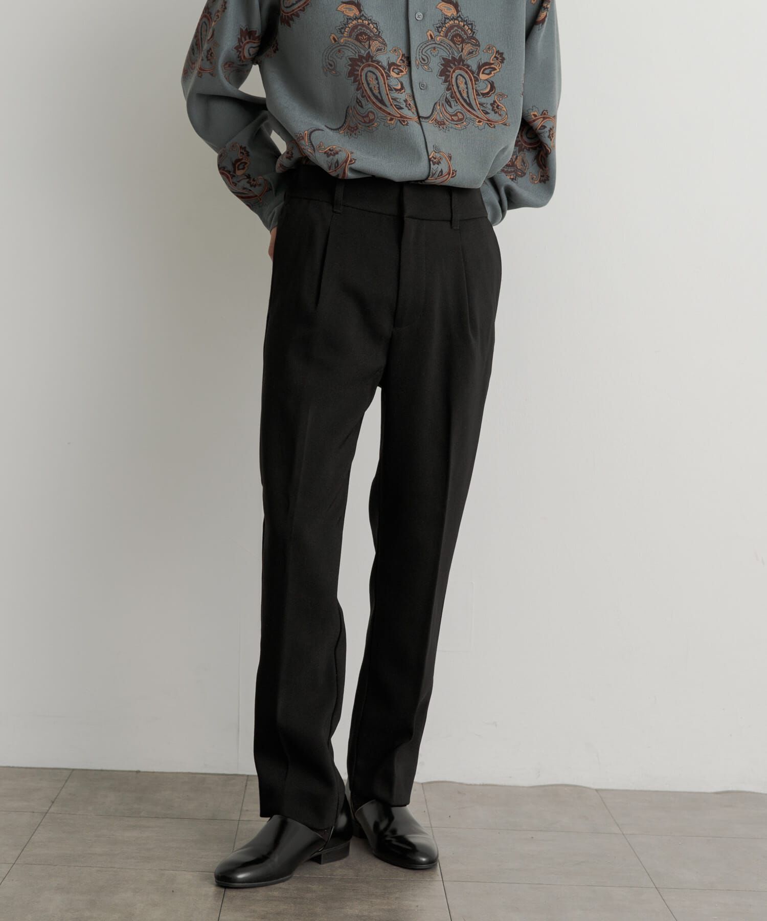 SENSE OF PLACE by URBAN RESEARCH「ハードツイルセンタープレスストレートパンツ」|その他|