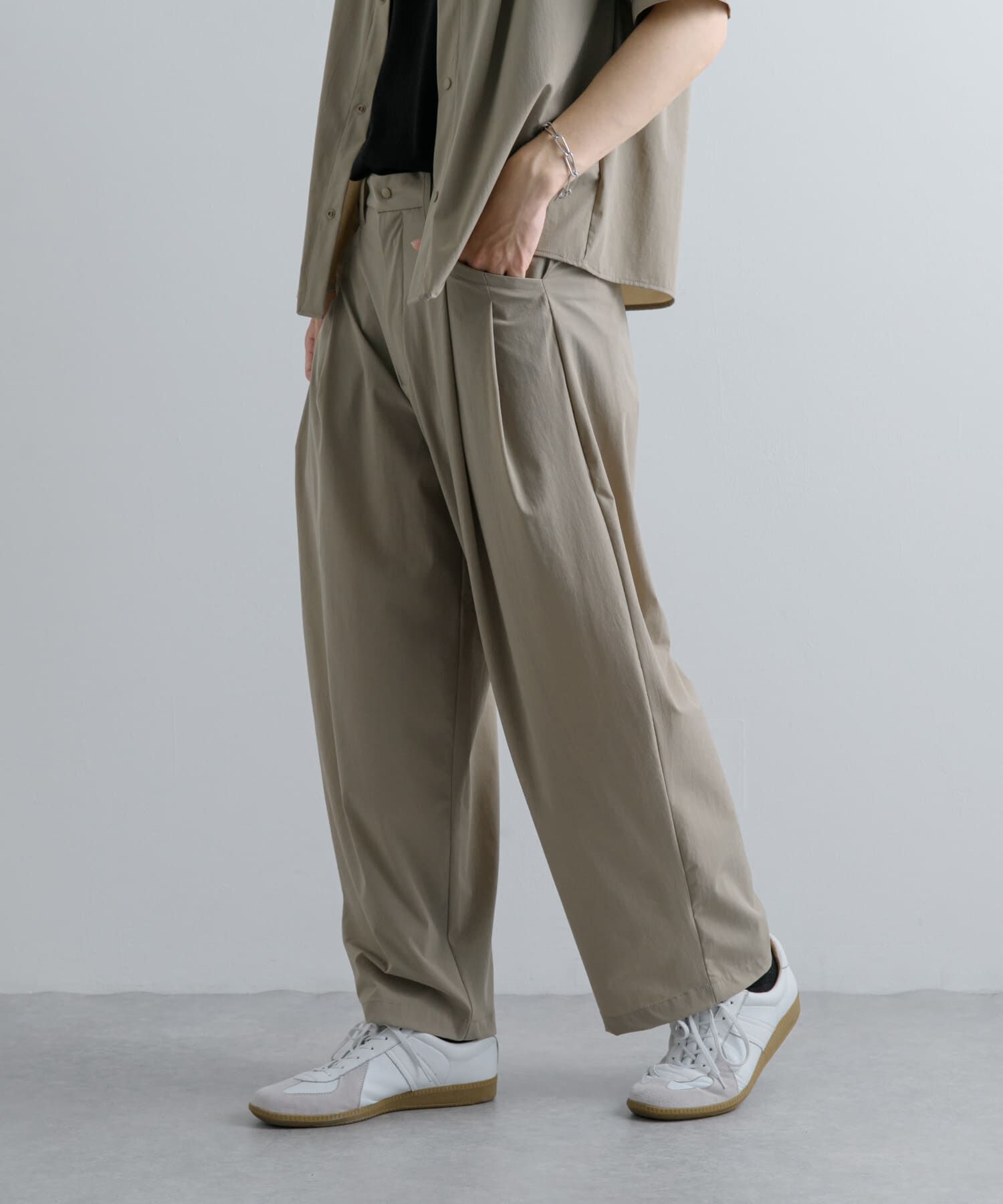 SENSE OF PLACE by URBAN RESEARCH「Uiscel　4WAYストレッチ2タックワイドパンツ」|その他|