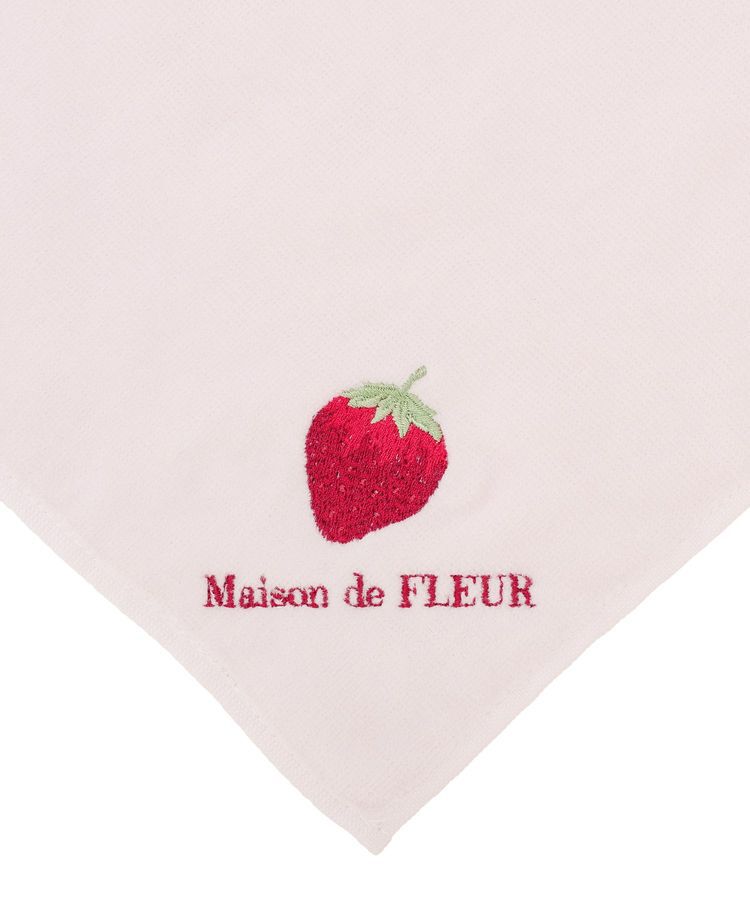 Maison de FLEUR「いちご刺繍タオルハンカチ」|ハンカチ|
